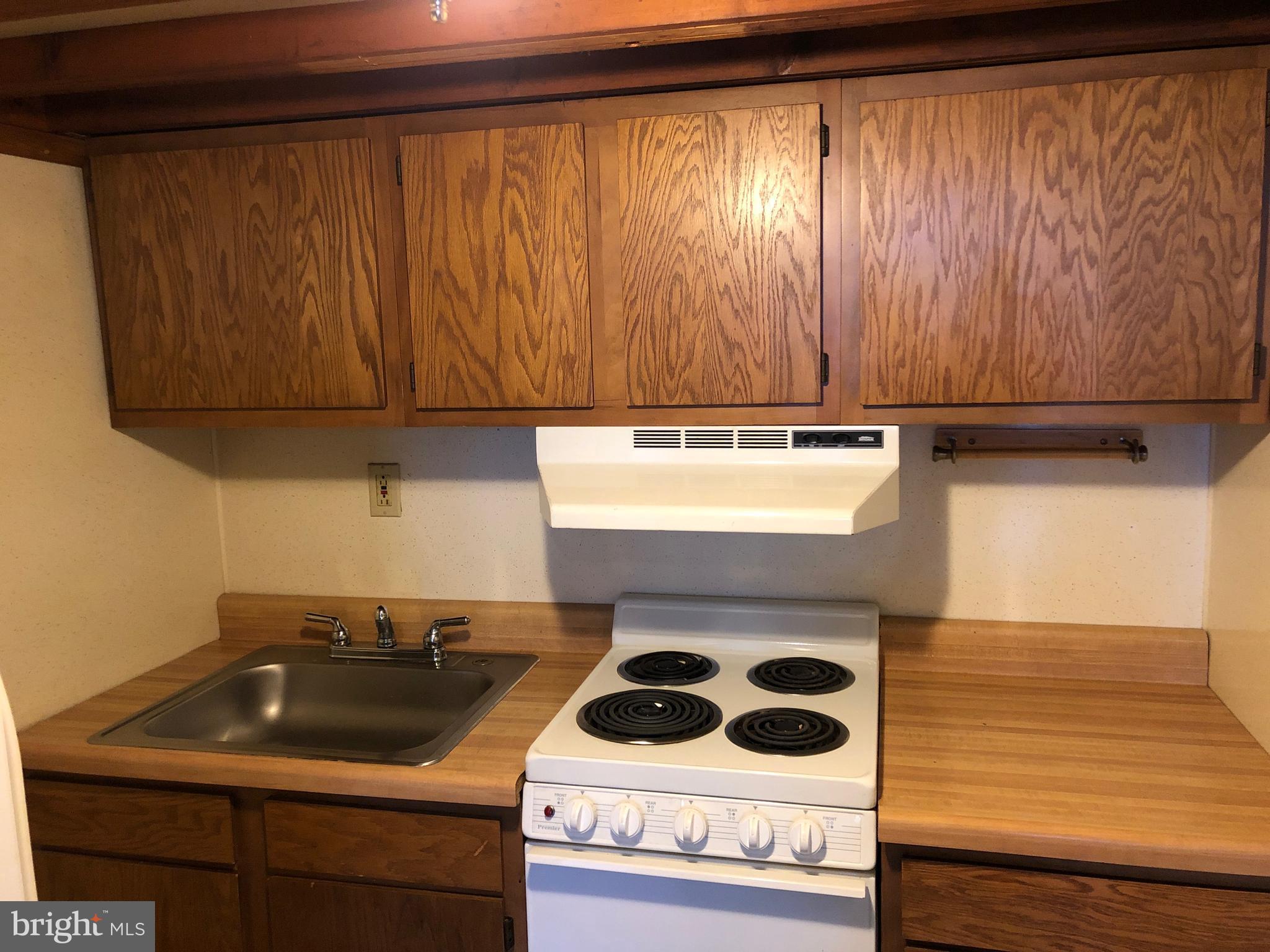 This loft apartment is located right on Broad Street and in walking distance to Passyunk Ave where all the wonderful eateries and shops are located. Convenient to the subway and walking distance to the Stadiums too. Water is included in this unit. Priced to rent so set your appointment today.