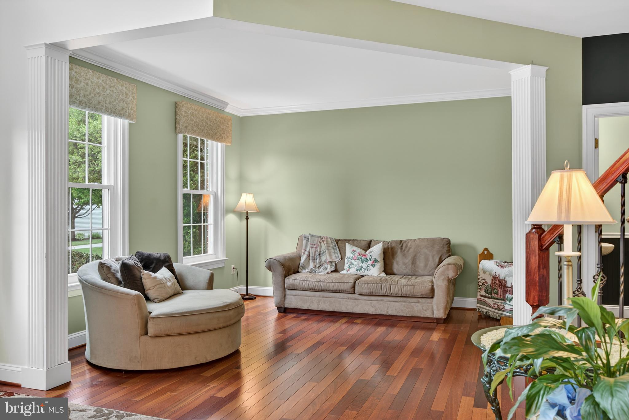 WOODSYDE ESTATES - Residential