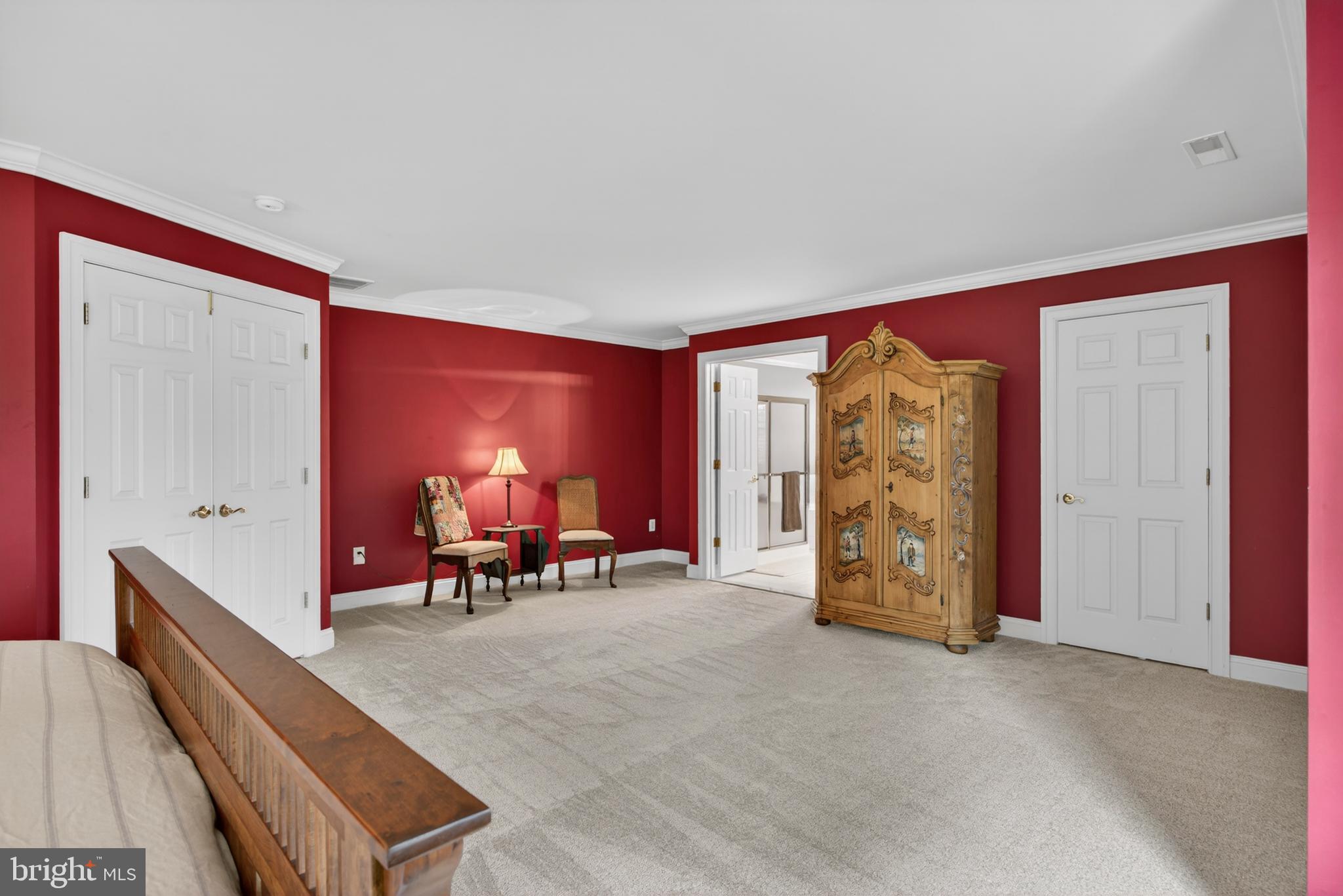 WOODSYDE ESTATES - Residential