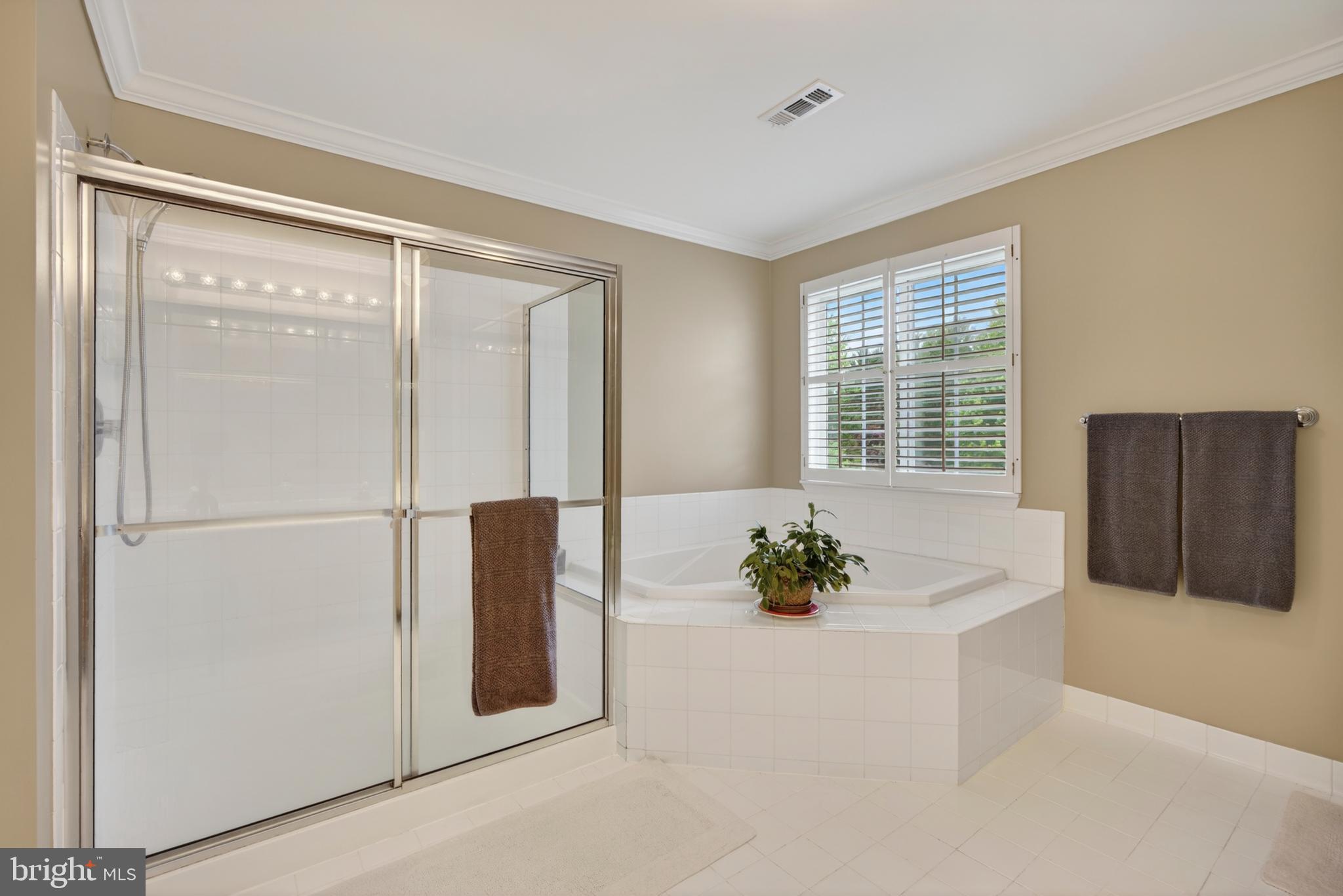 WOODSYDE ESTATES - Residential