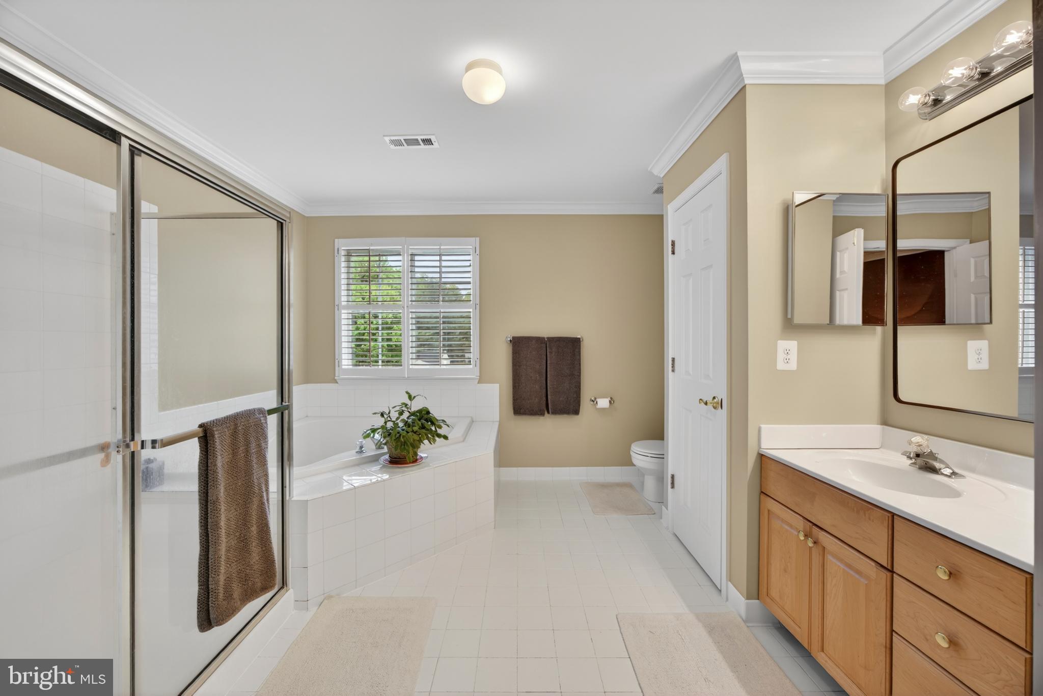 WOODSYDE ESTATES - Residential