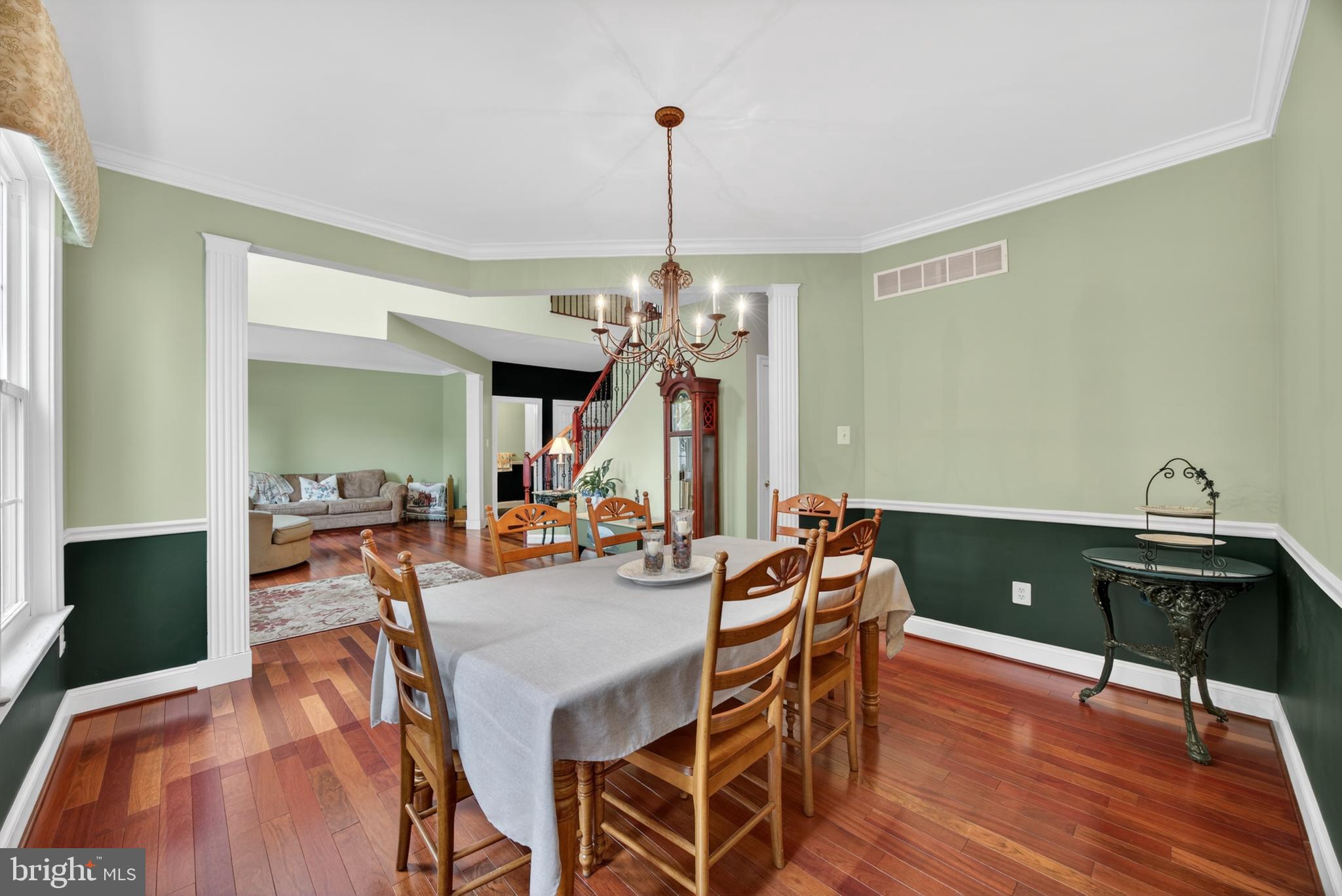 WOODSYDE ESTATES - Residential