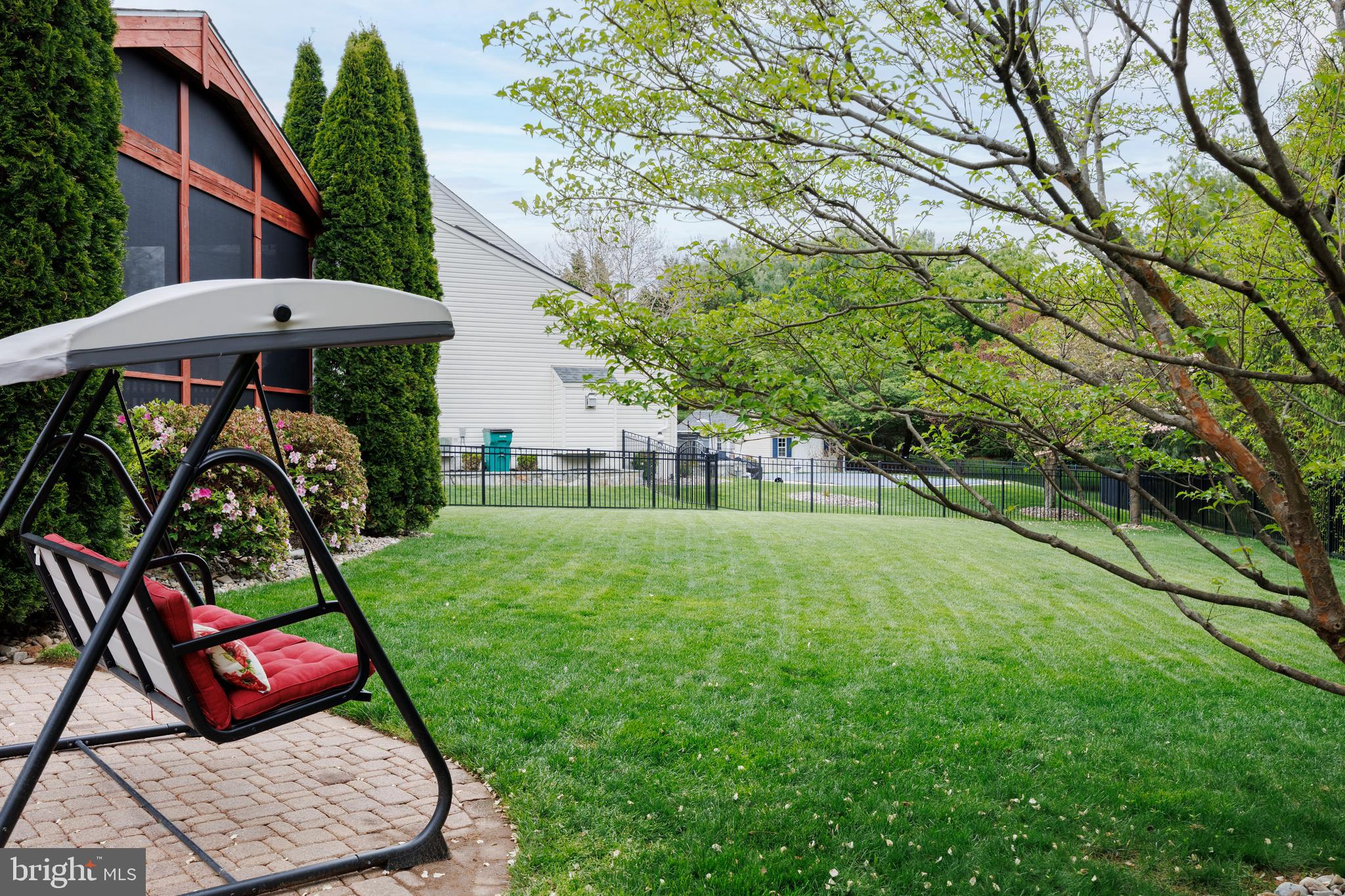 WOODSYDE ESTATES - Residential