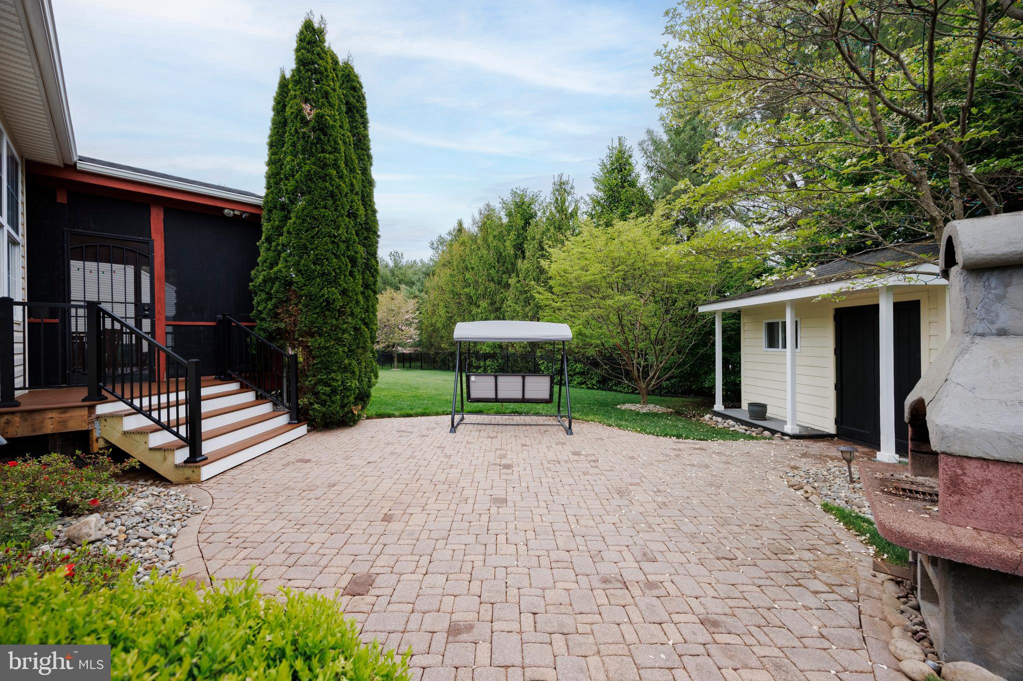 WOODSYDE ESTATES - Residential