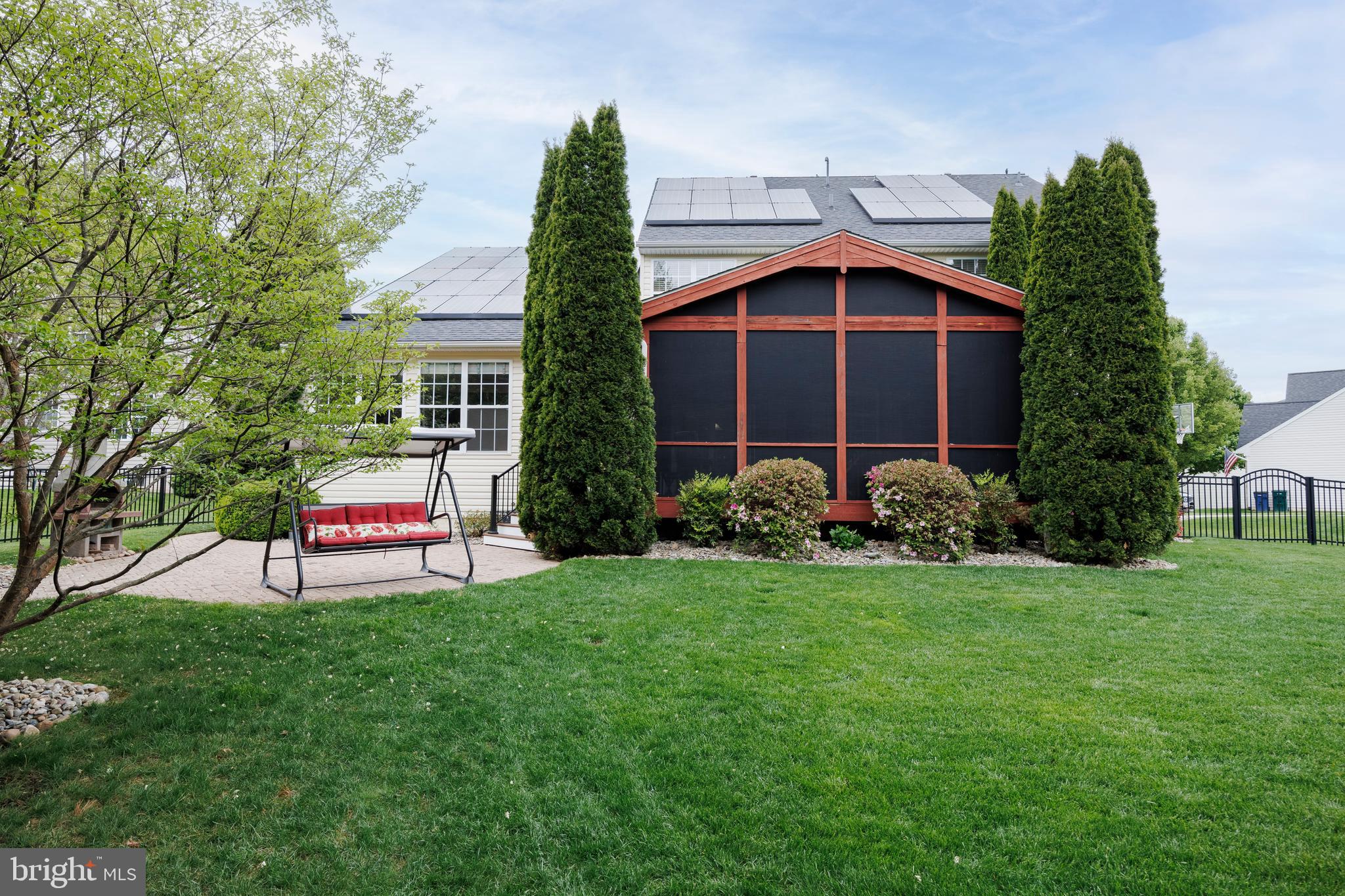 WOODSYDE ESTATES - Residential