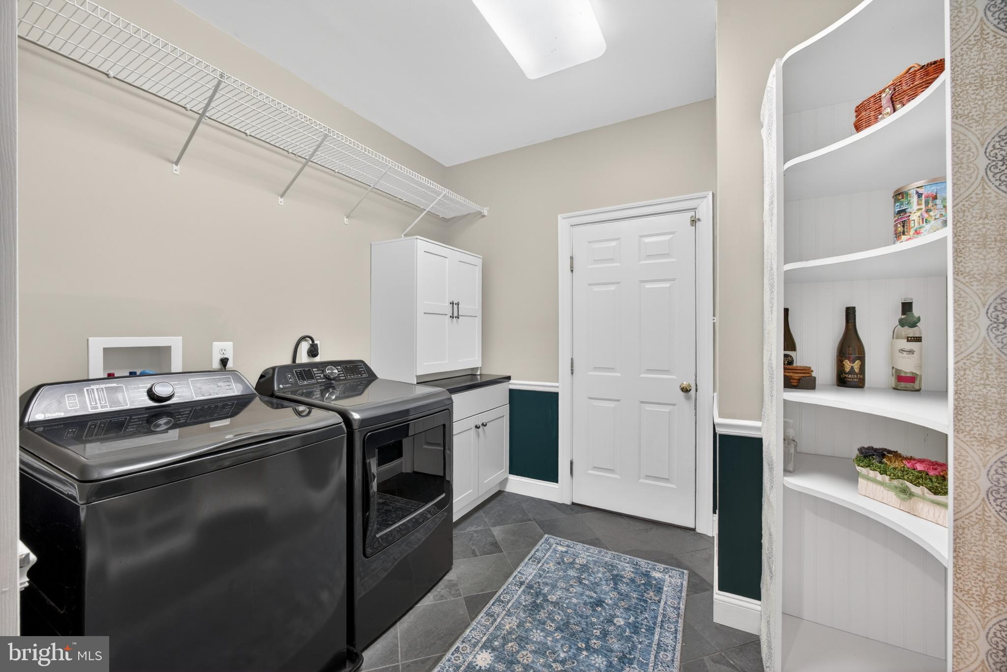 WOODSYDE ESTATES - Residential