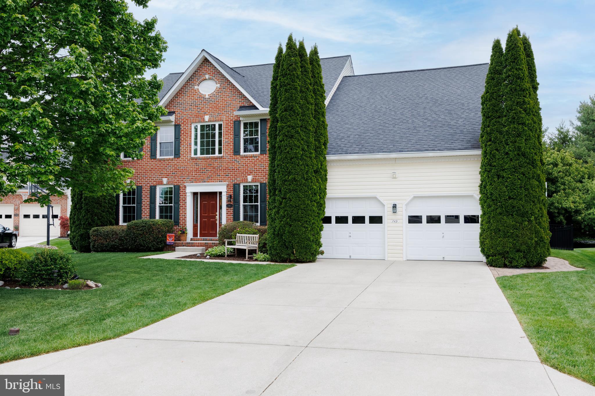 WOODSYDE ESTATES - Residential