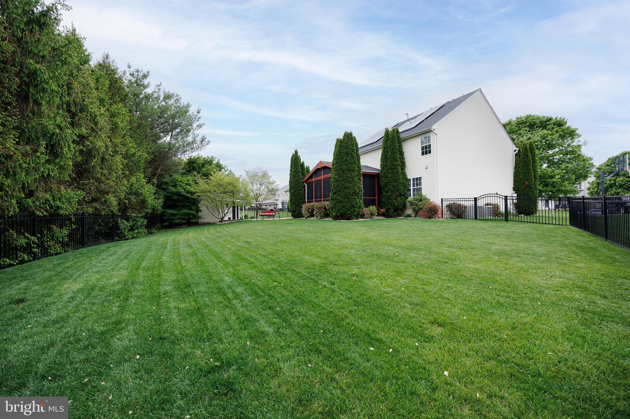 WOODSYDE ESTATES - Residential