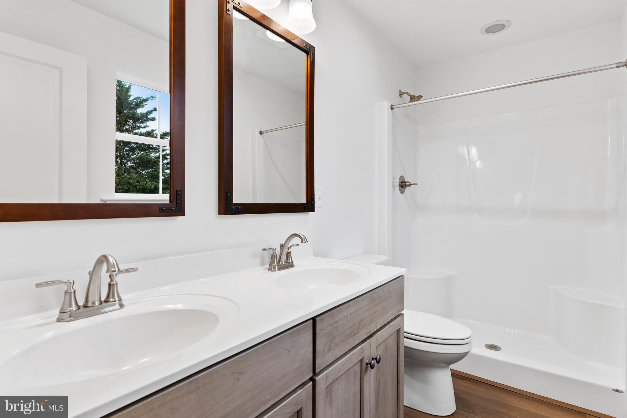 FARMINGTON - Residential