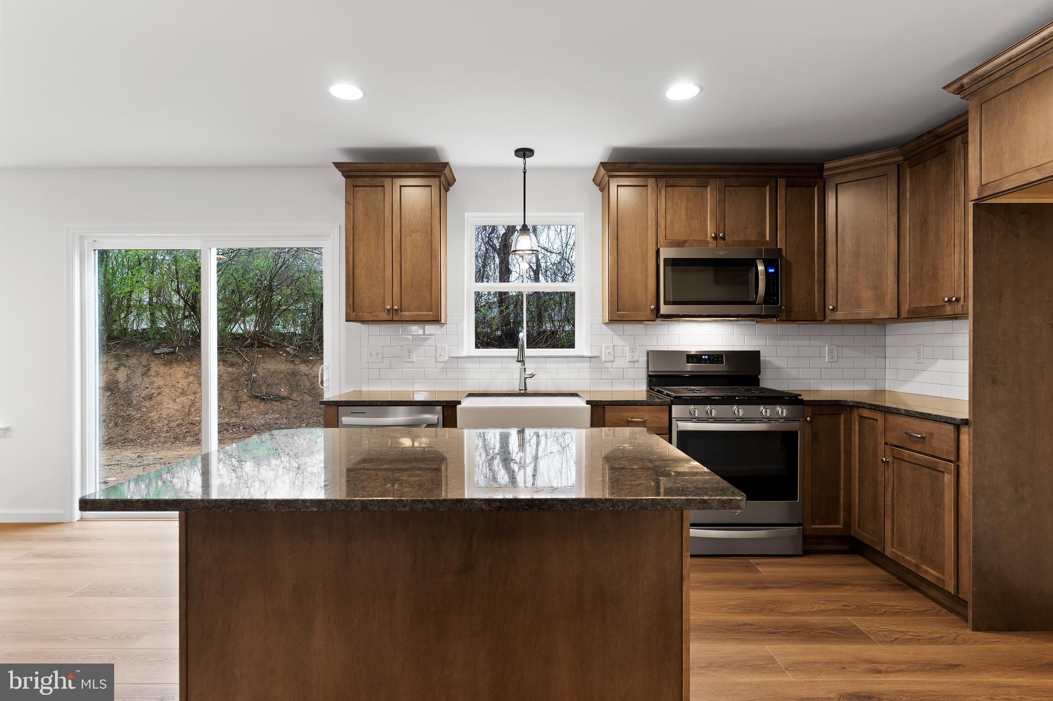 FARMINGTON - Residential