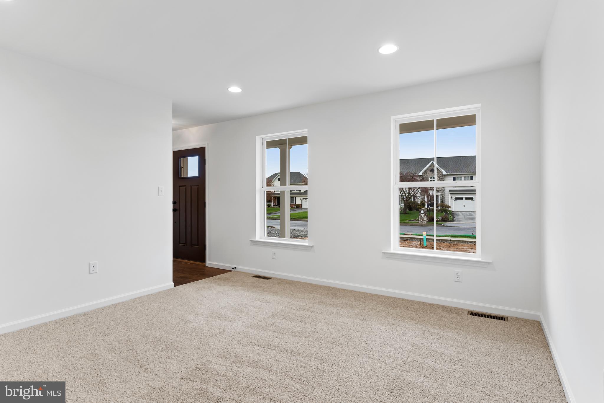 FARMINGTON - Residential