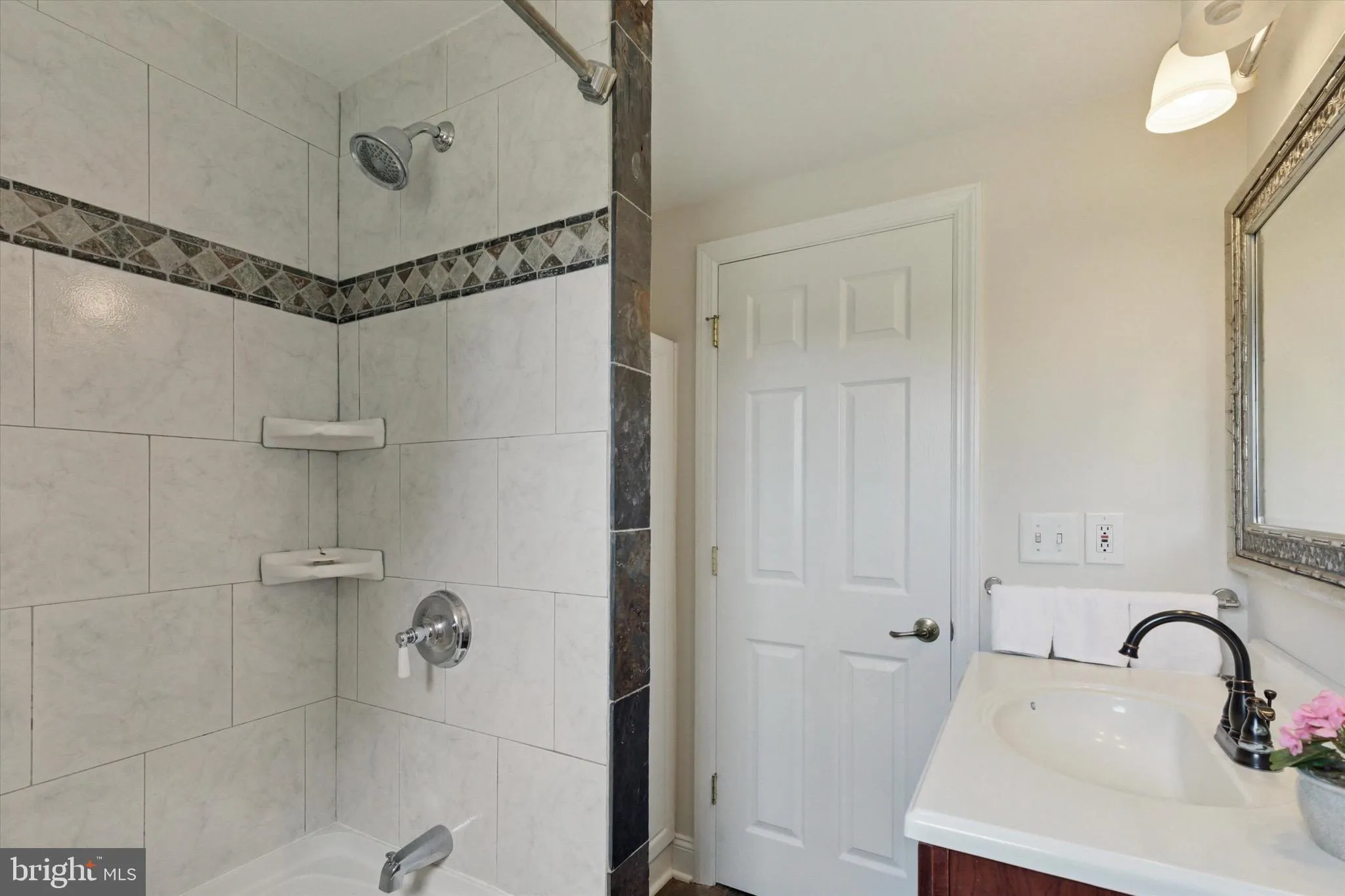 Coatesville, Pennsylvania 19320, United States, 3 Bedrooms Bedrooms, ,2 BathroomsBathrooms,Residential,Contingent,144080