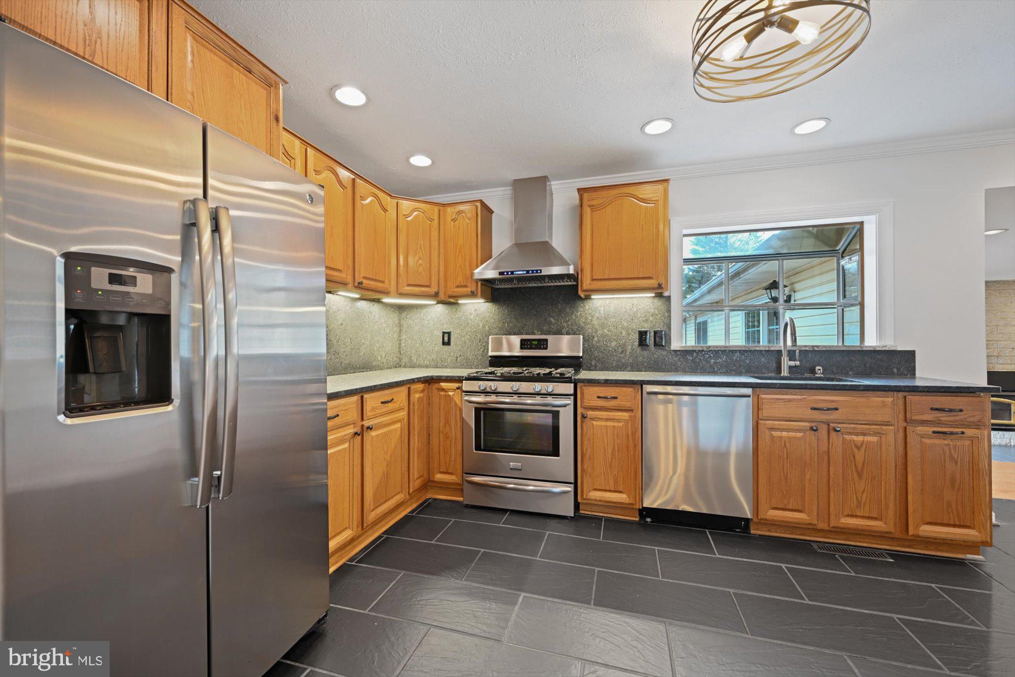 SEVERNSIDE - Residential