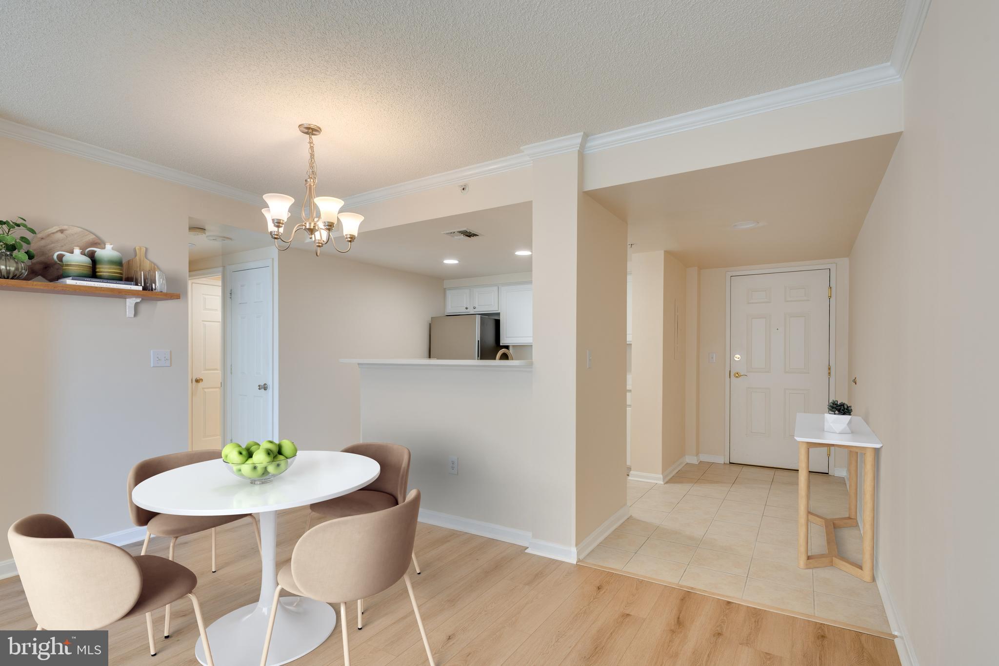 LEXINGTON SQUARE - Residential Lease