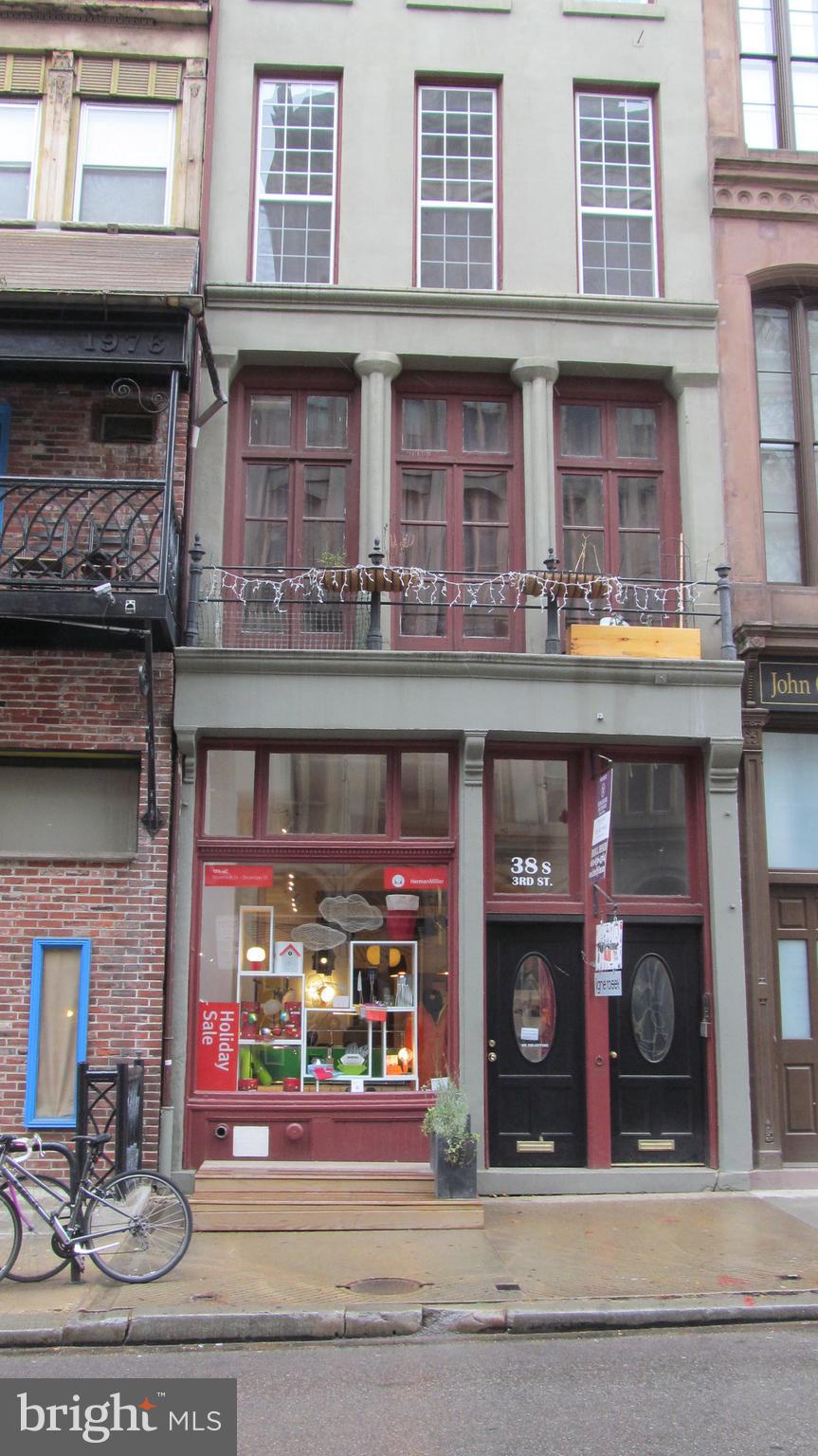 OLD CITY - Commercial Sale