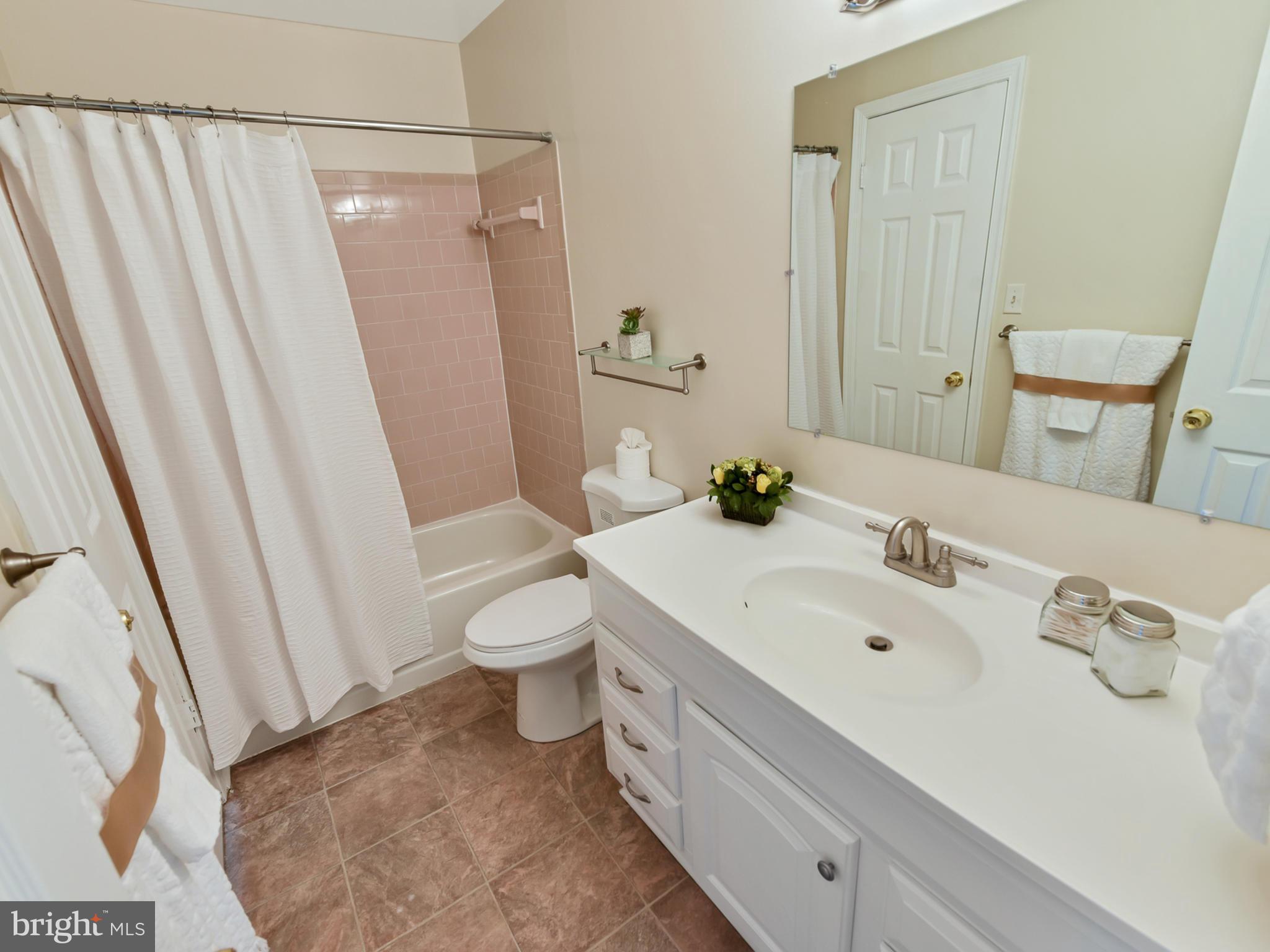 PARKWAY CONDOMINIUMS - Residential