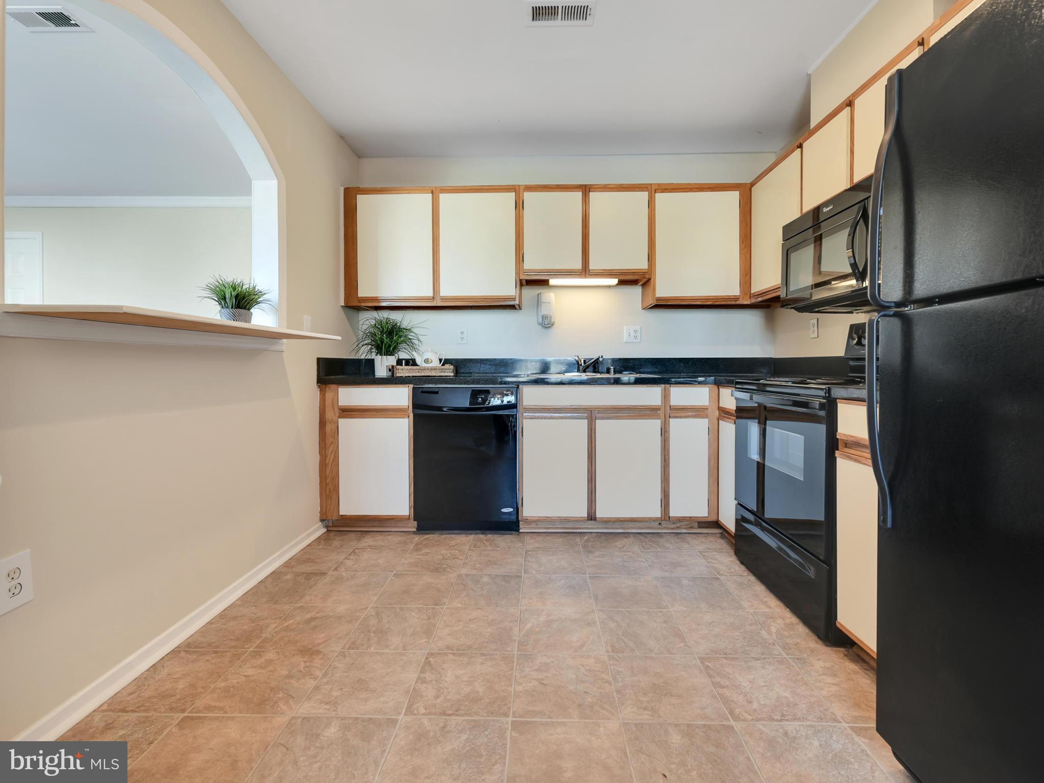 PARKWAY CONDOMINIUMS - Residential