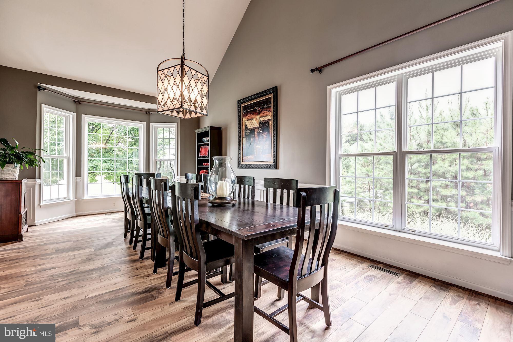 VINT HILL - Residential