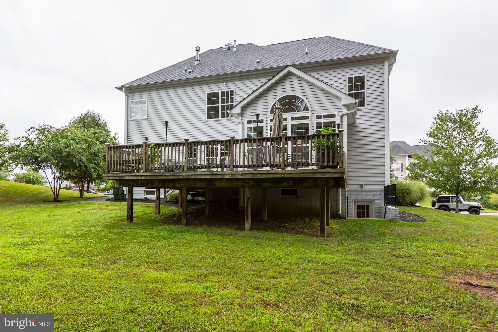 VINT HILL - Residential