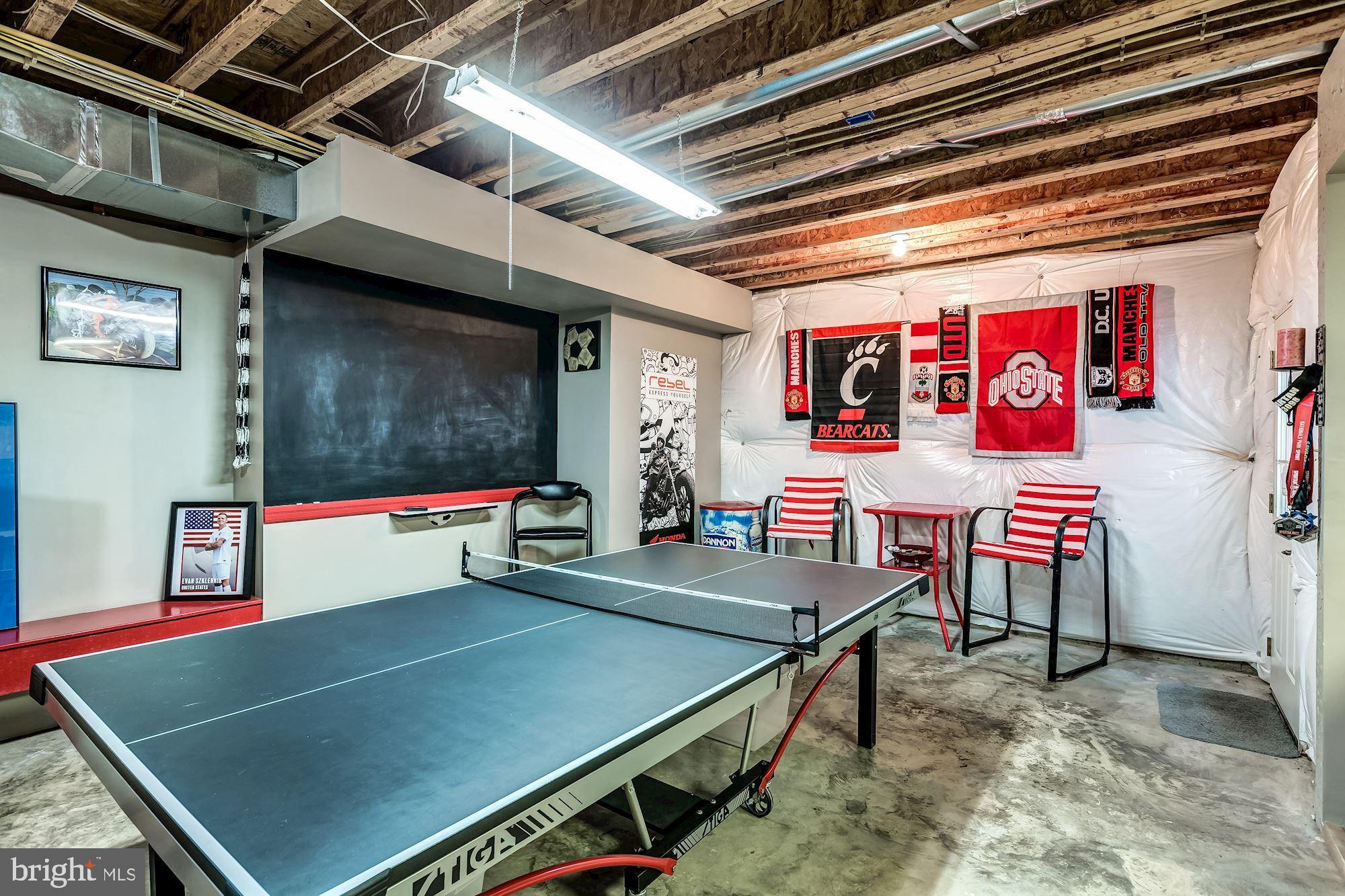 VINT HILL - Residential