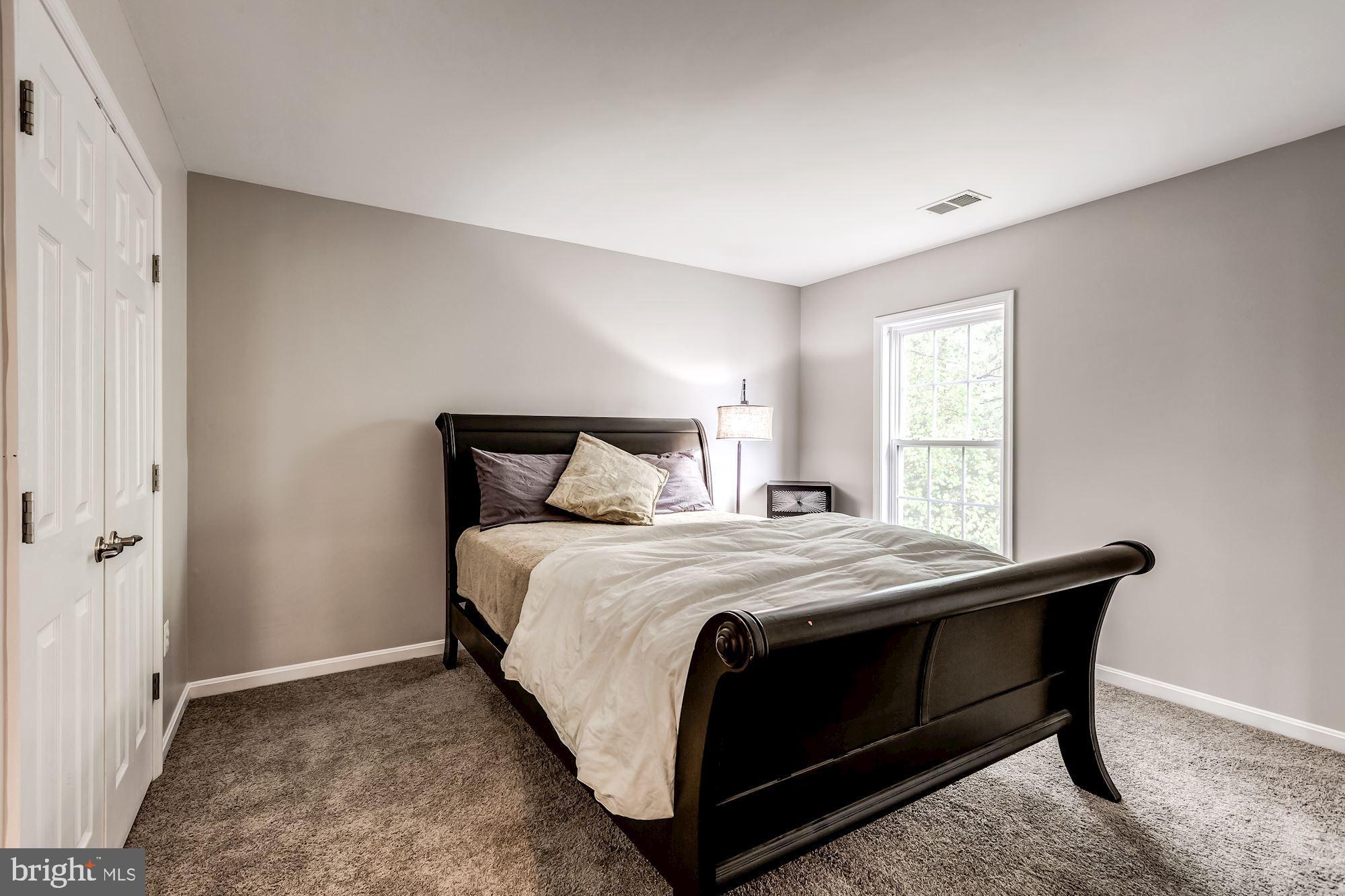 VINT HILL - Residential