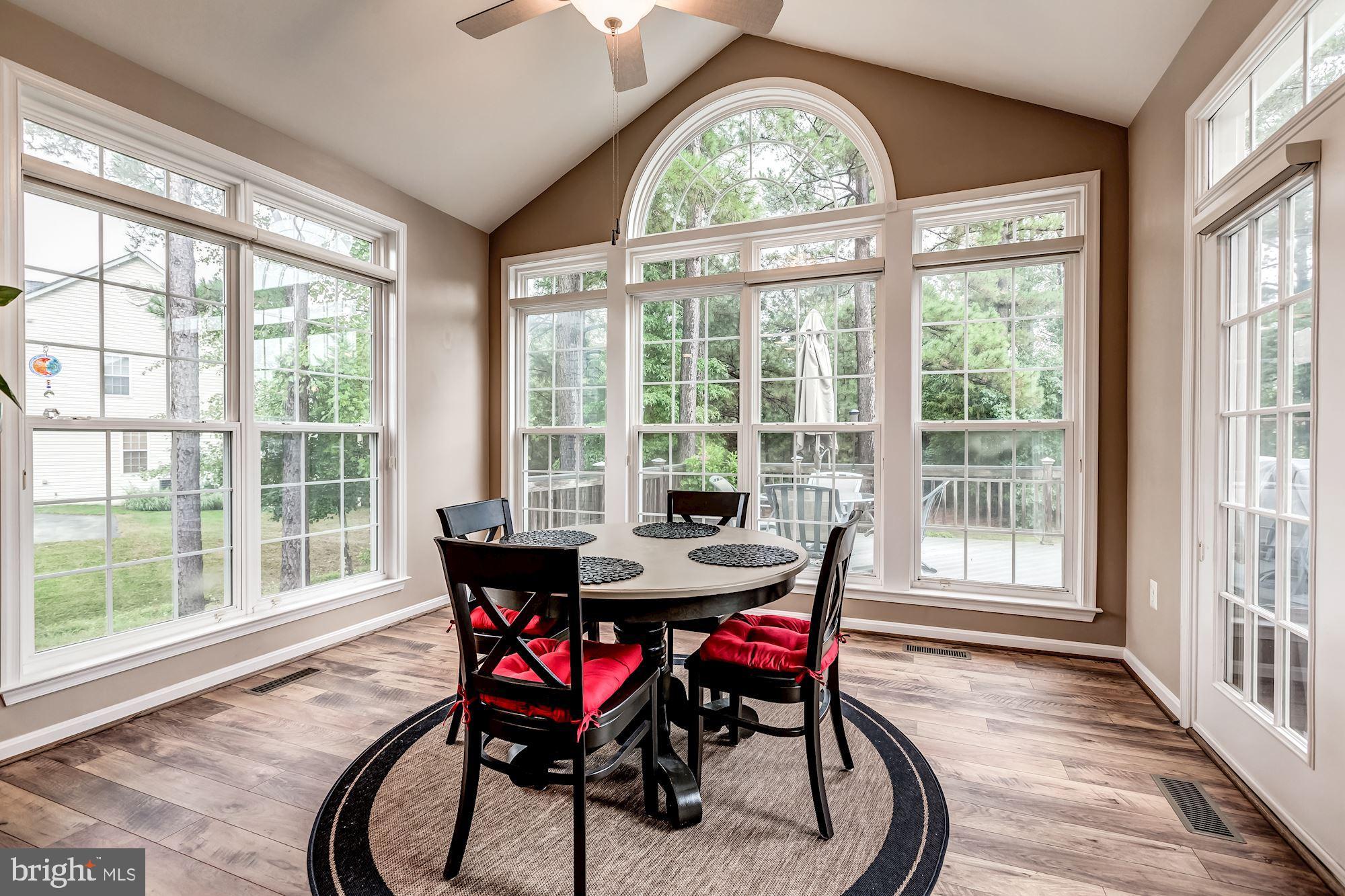 VINT HILL - Residential