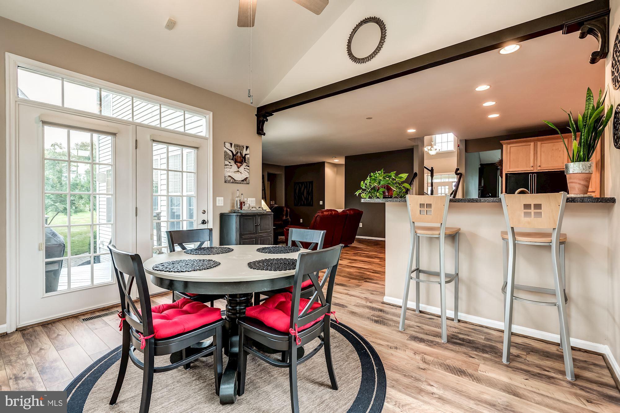 VINT HILL - Residential