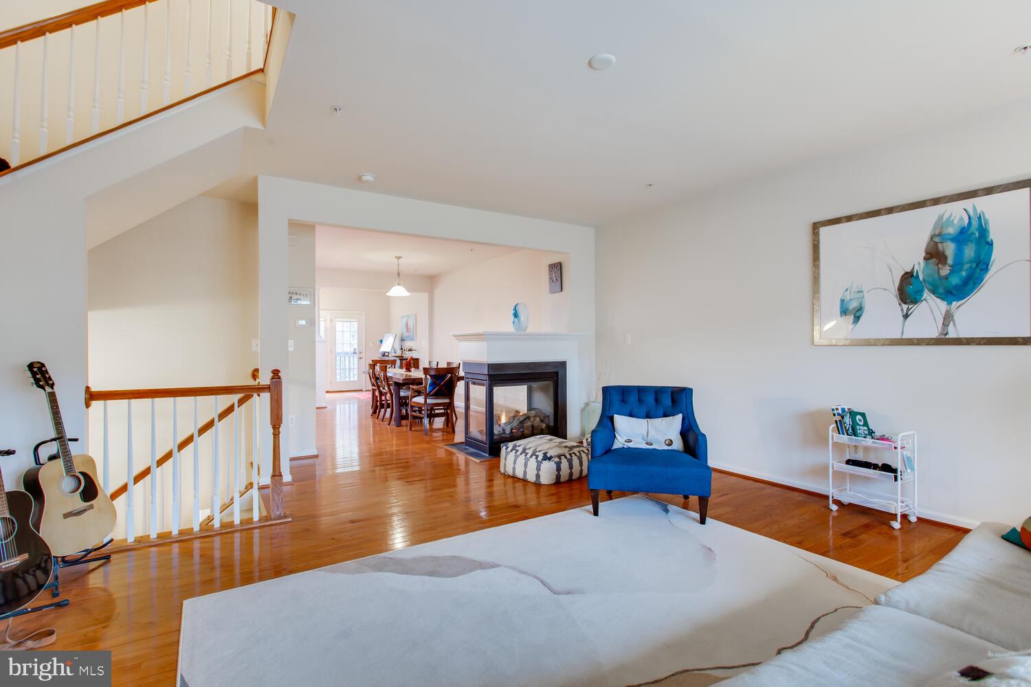 915 HALL STATION DRIVE