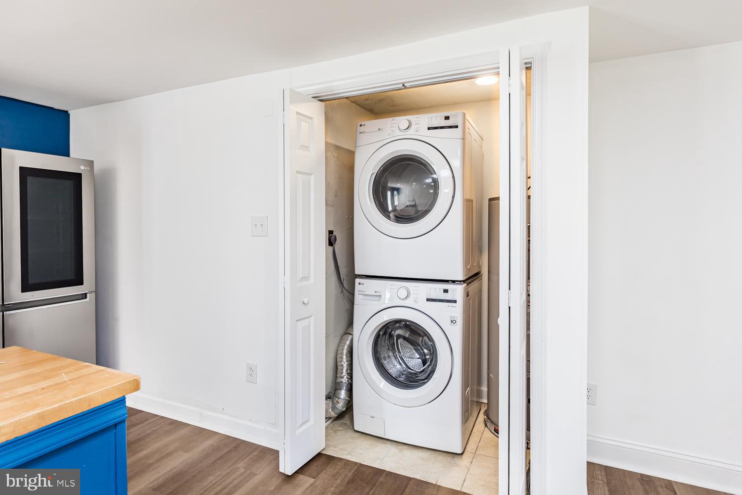 HICKORY RIDGE - Residential Lease