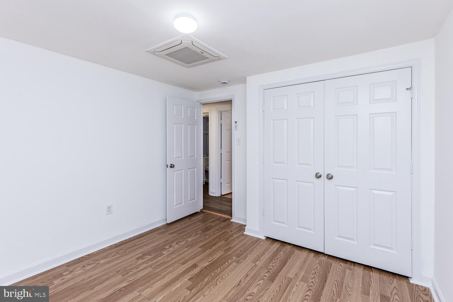 HICKORY RIDGE - Residential Lease