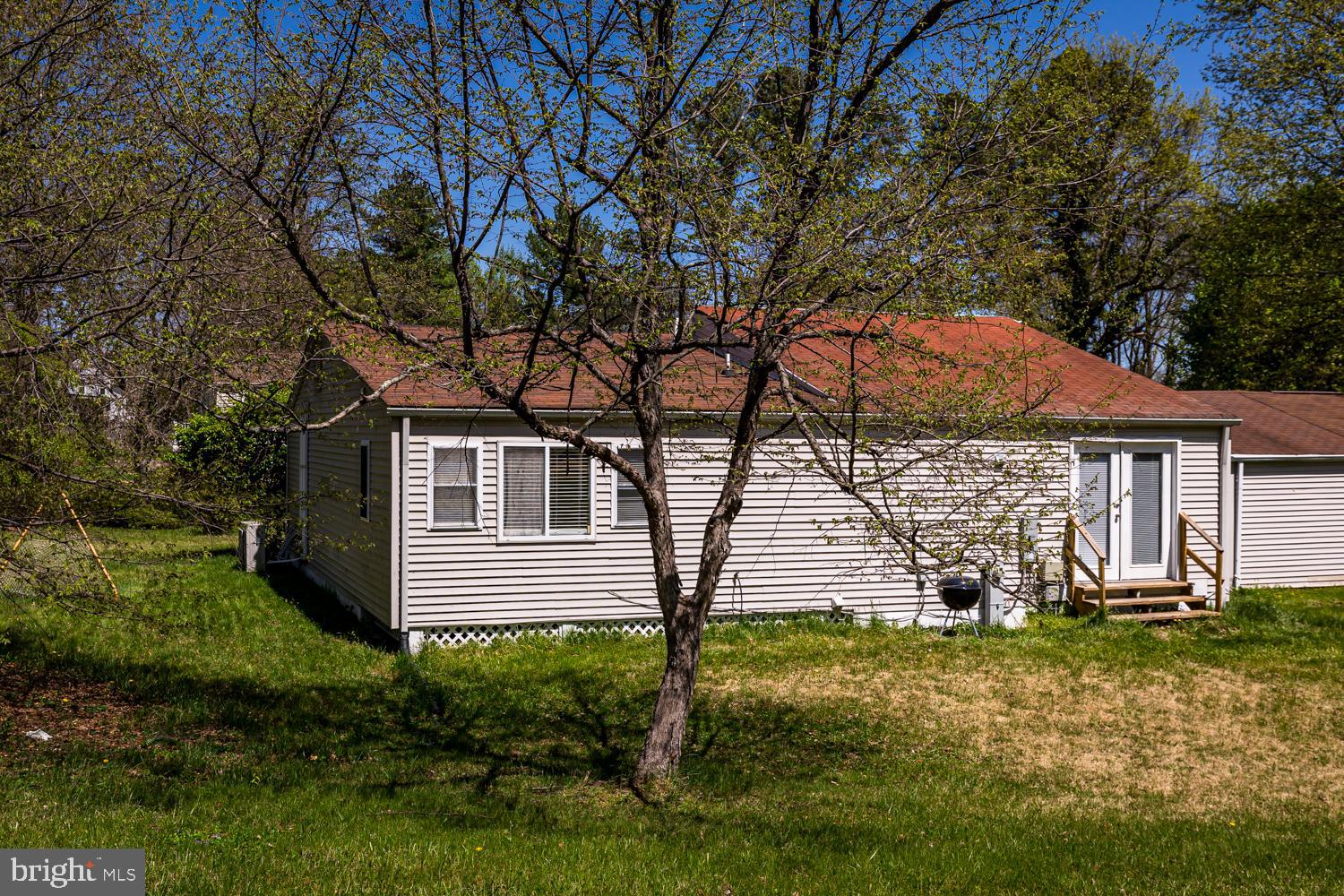 HICKORY RIDGE - Residential Lease