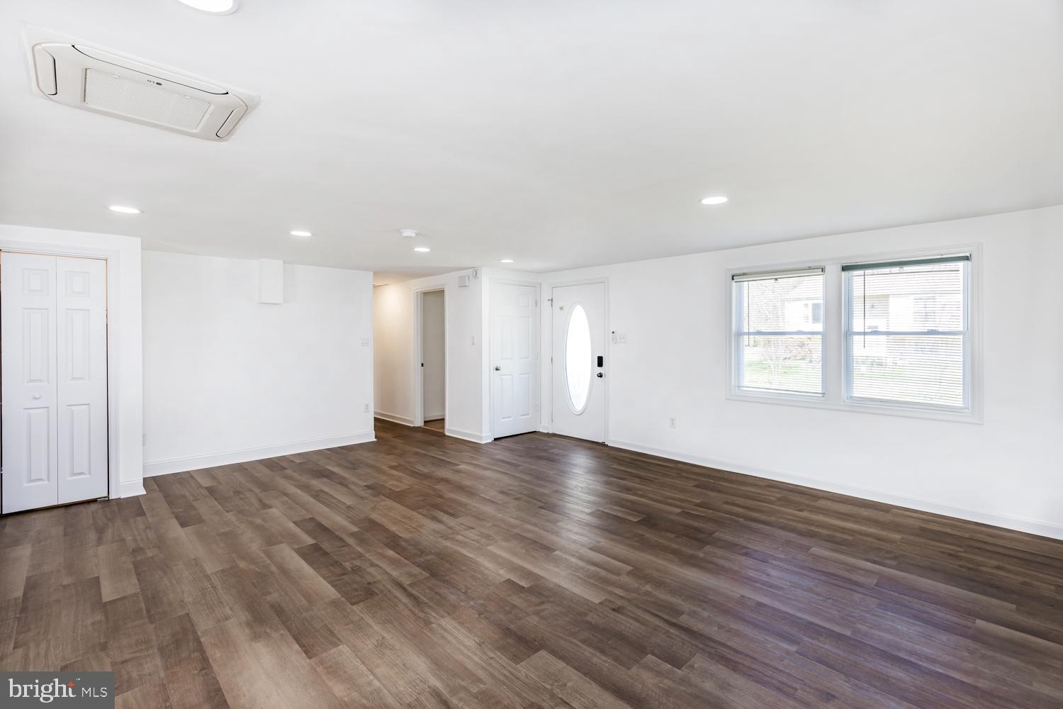 HICKORY RIDGE - Residential Lease