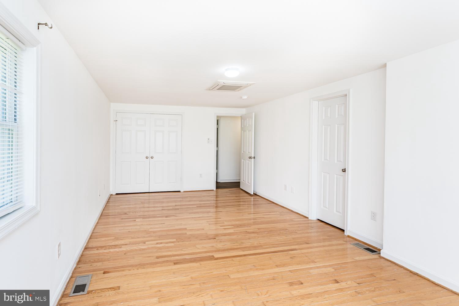 HICKORY RIDGE - Residential Lease