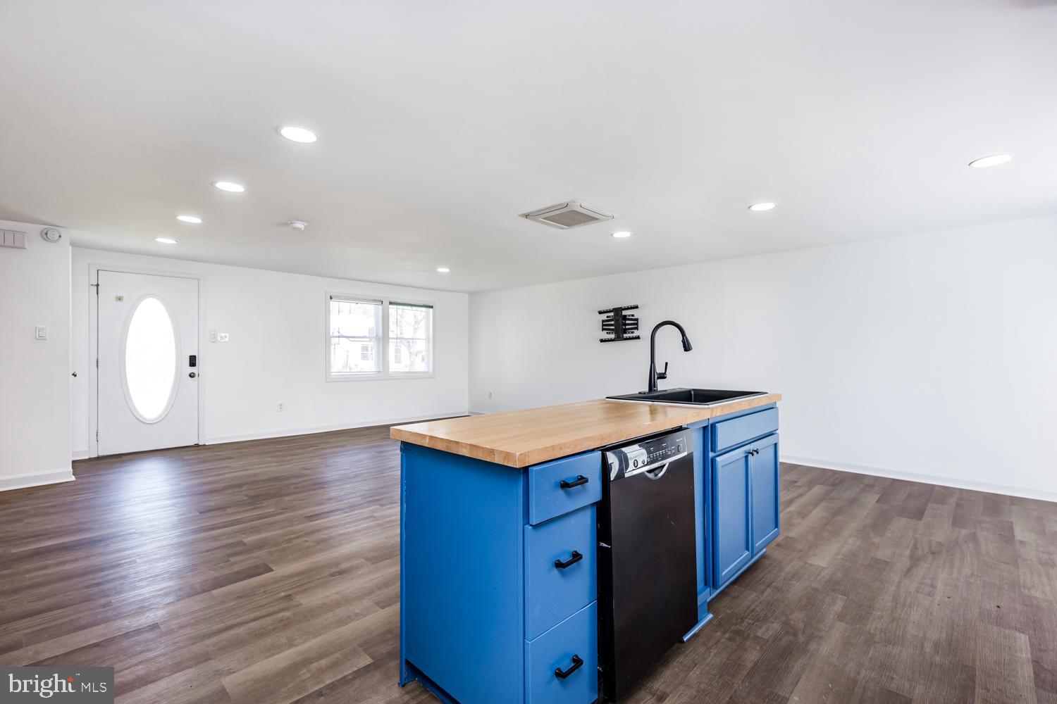 HICKORY RIDGE - Residential Lease