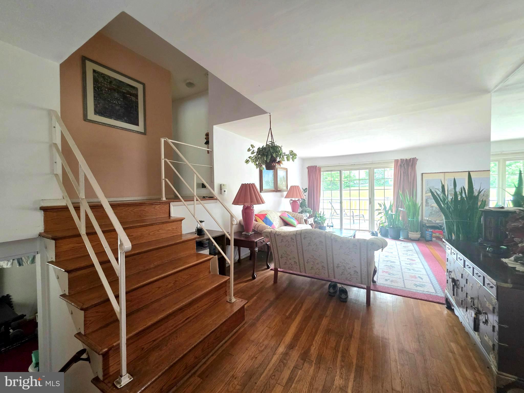 1309 BURLEIGH ROAD