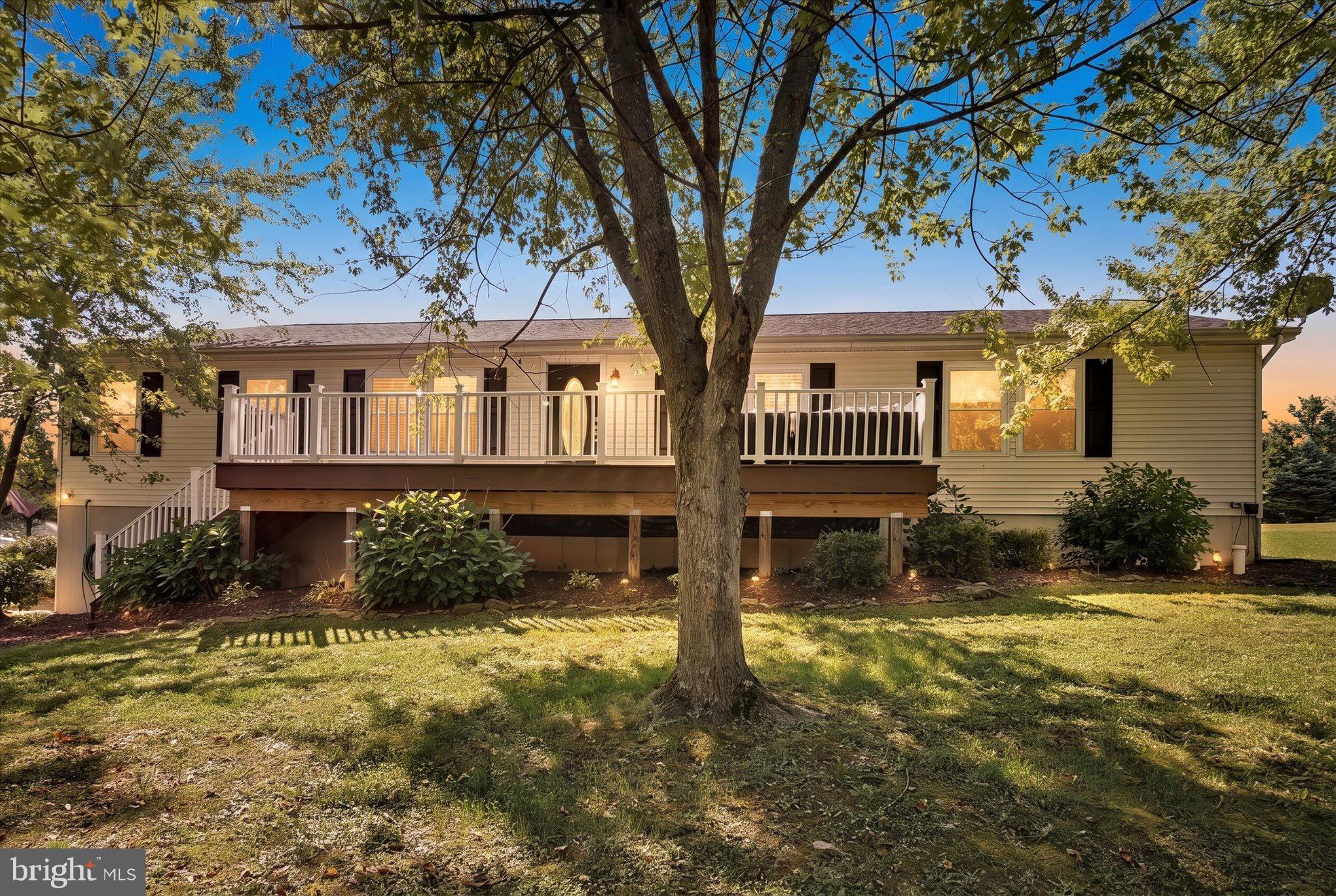 1290 RUNNING DEER DRIVE