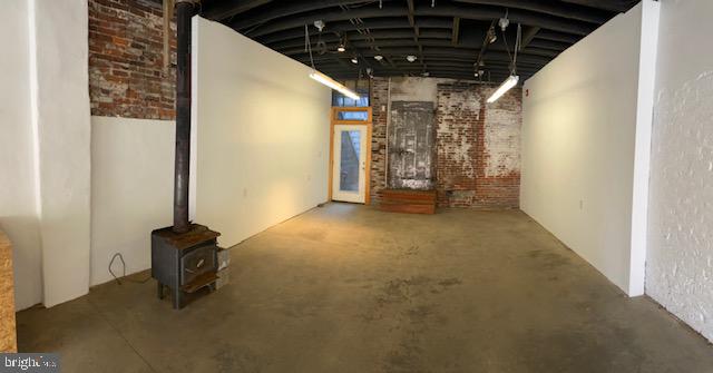 EAST KENSINGTON - Commercial Lease
