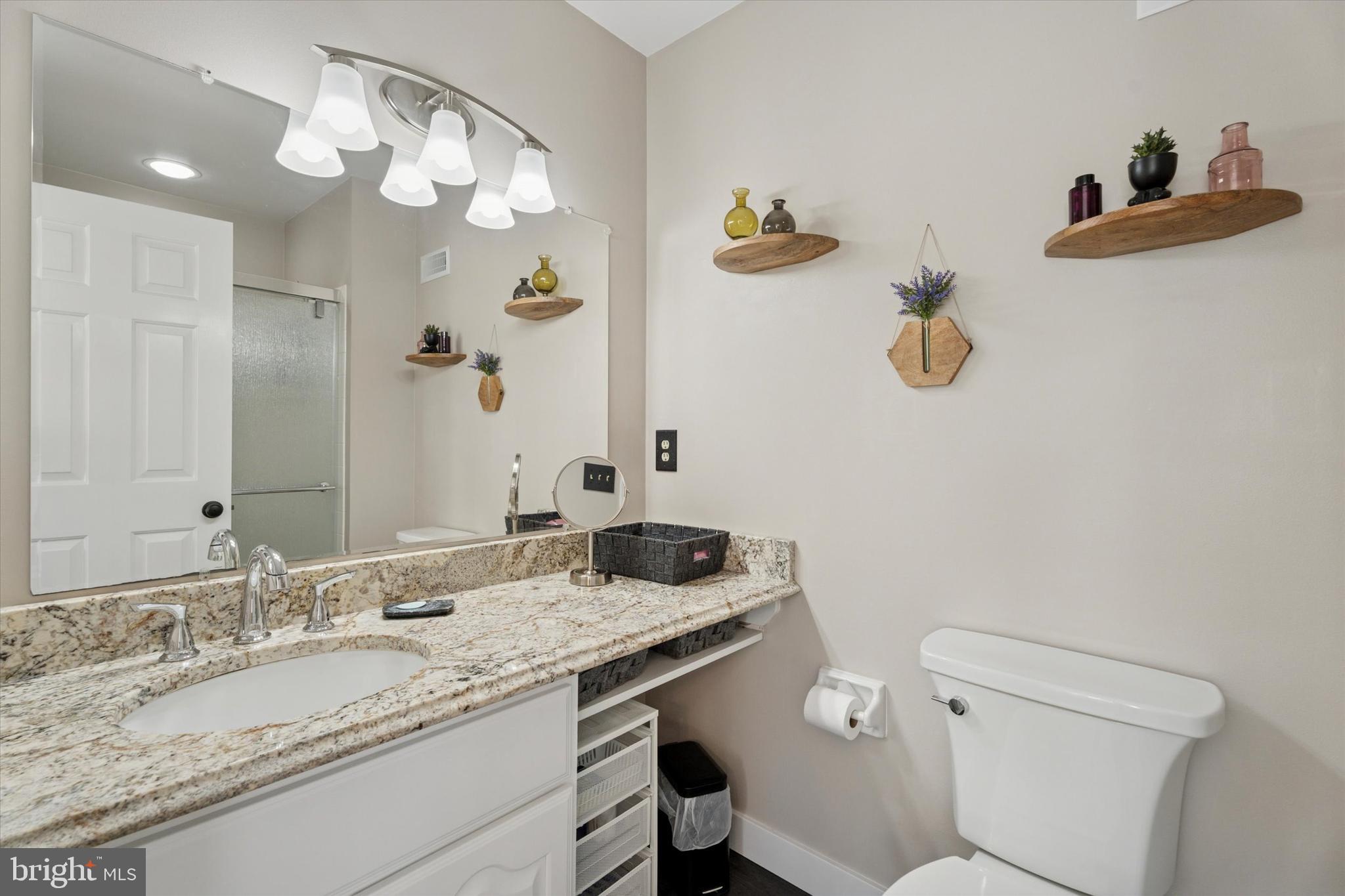 LAFAYETTE HILL - Residential