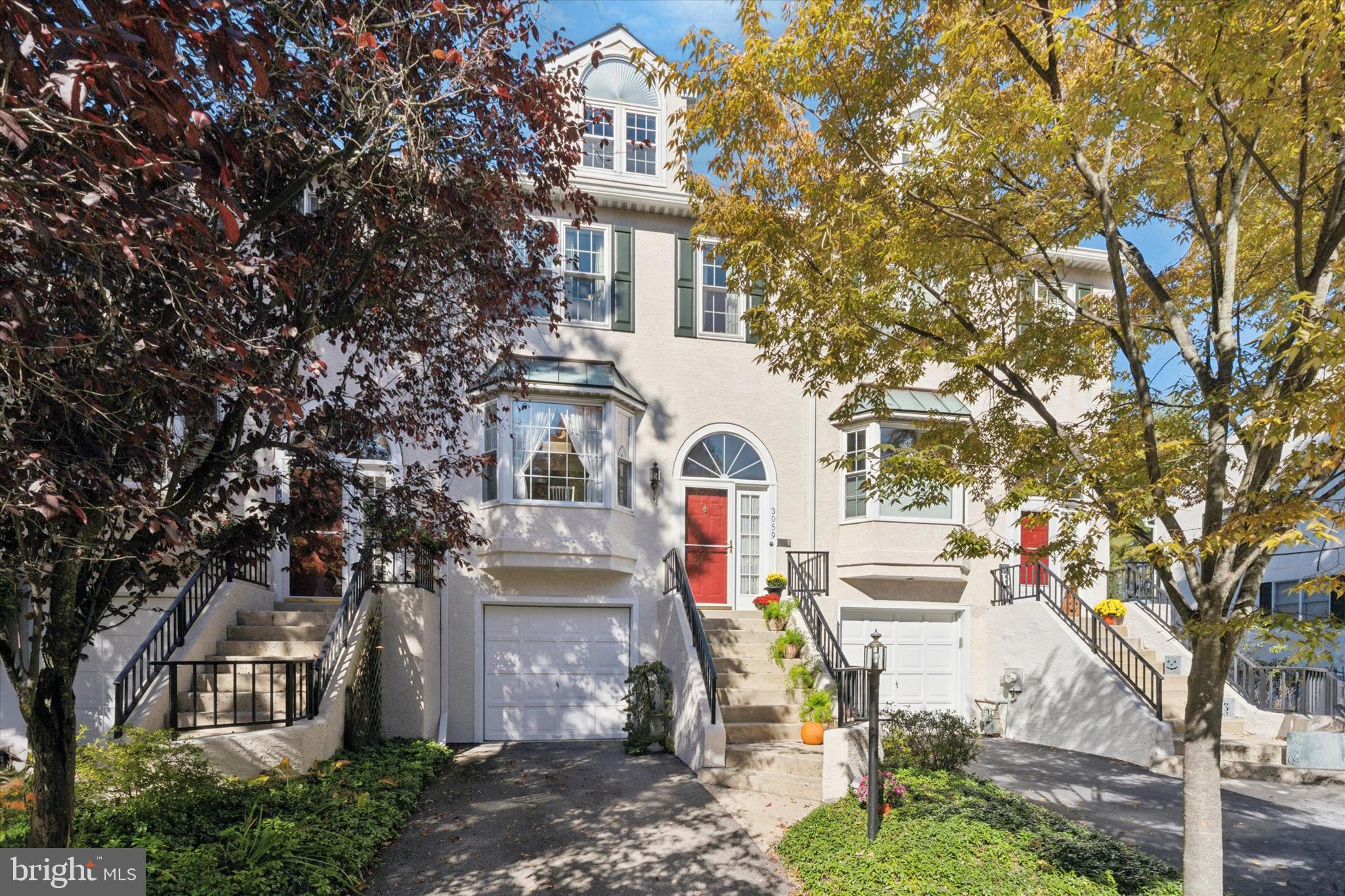 LAFAYETTE HILL - Residential