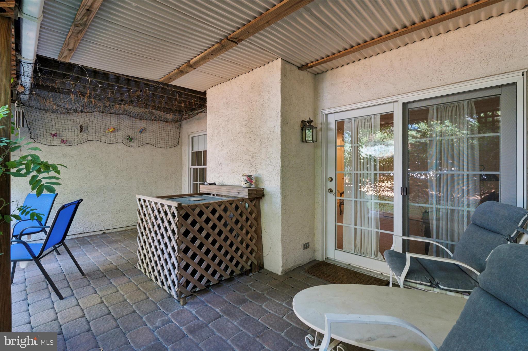 LAFAYETTE HILL - Residential