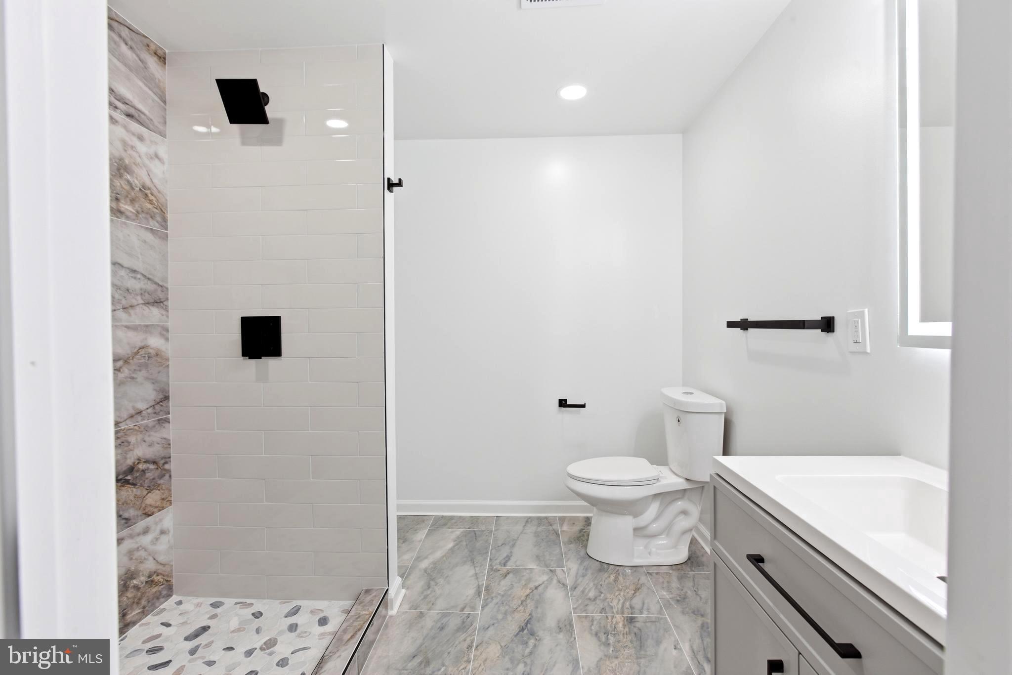 THORNWOOD KNOLL PLAT 5 - Residential