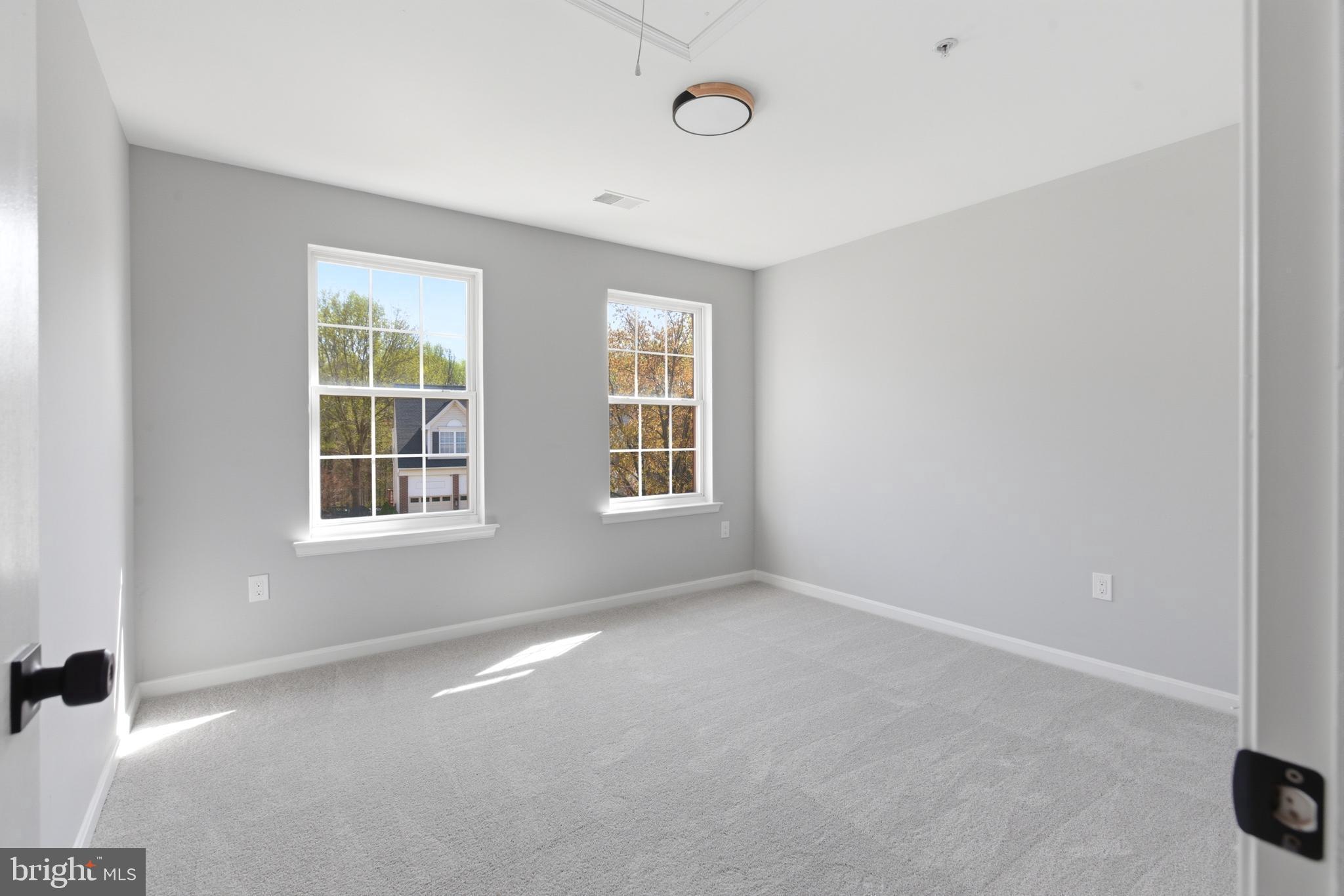 THORNWOOD KNOLL PLAT 5 - Residential