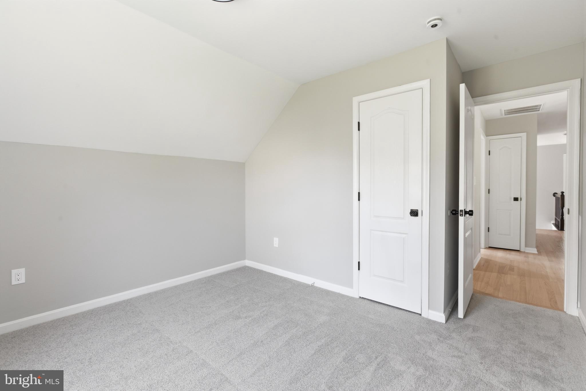 THORNWOOD KNOLL PLAT 5 - Residential