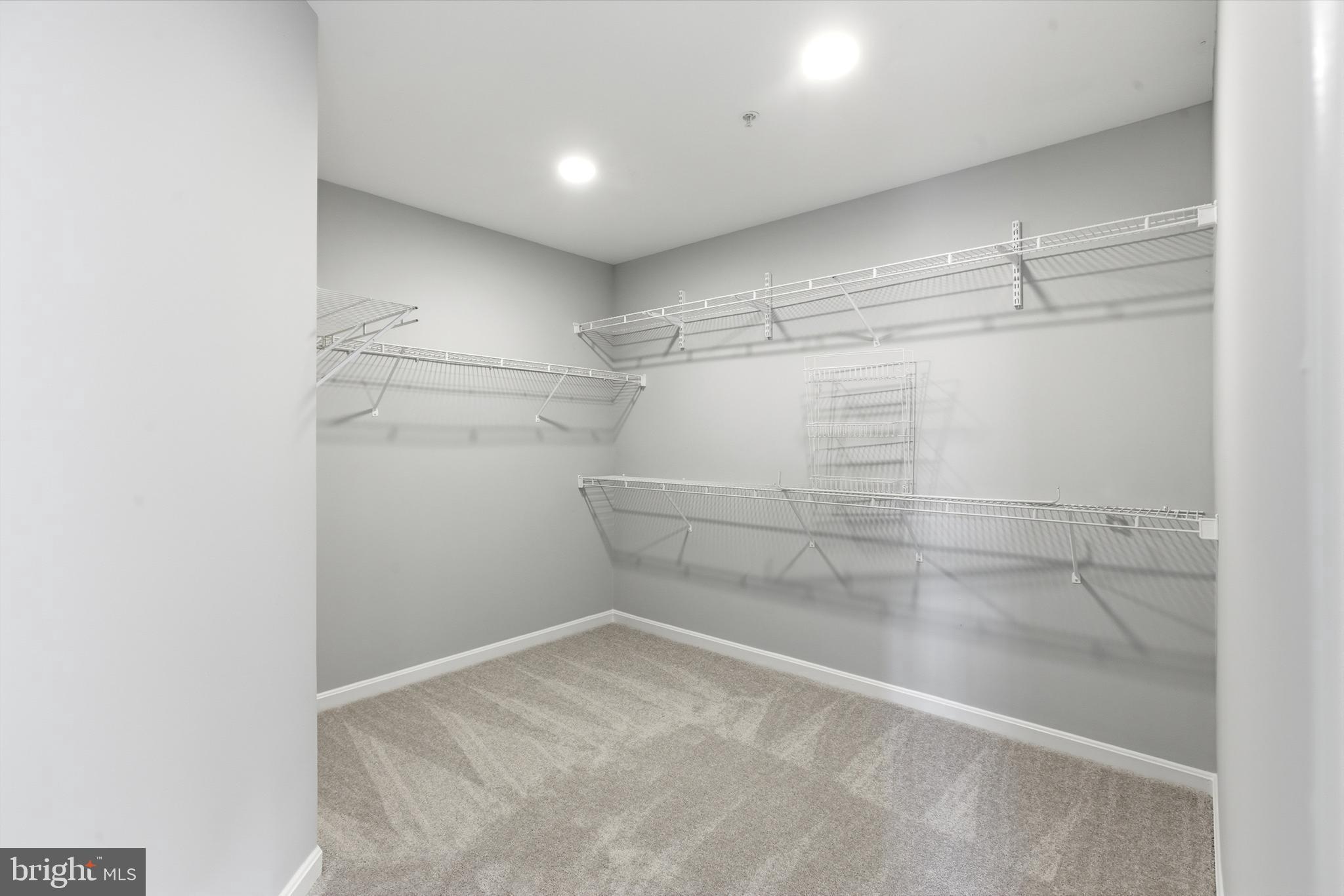 THORNWOOD KNOLL PLAT 5 - Residential