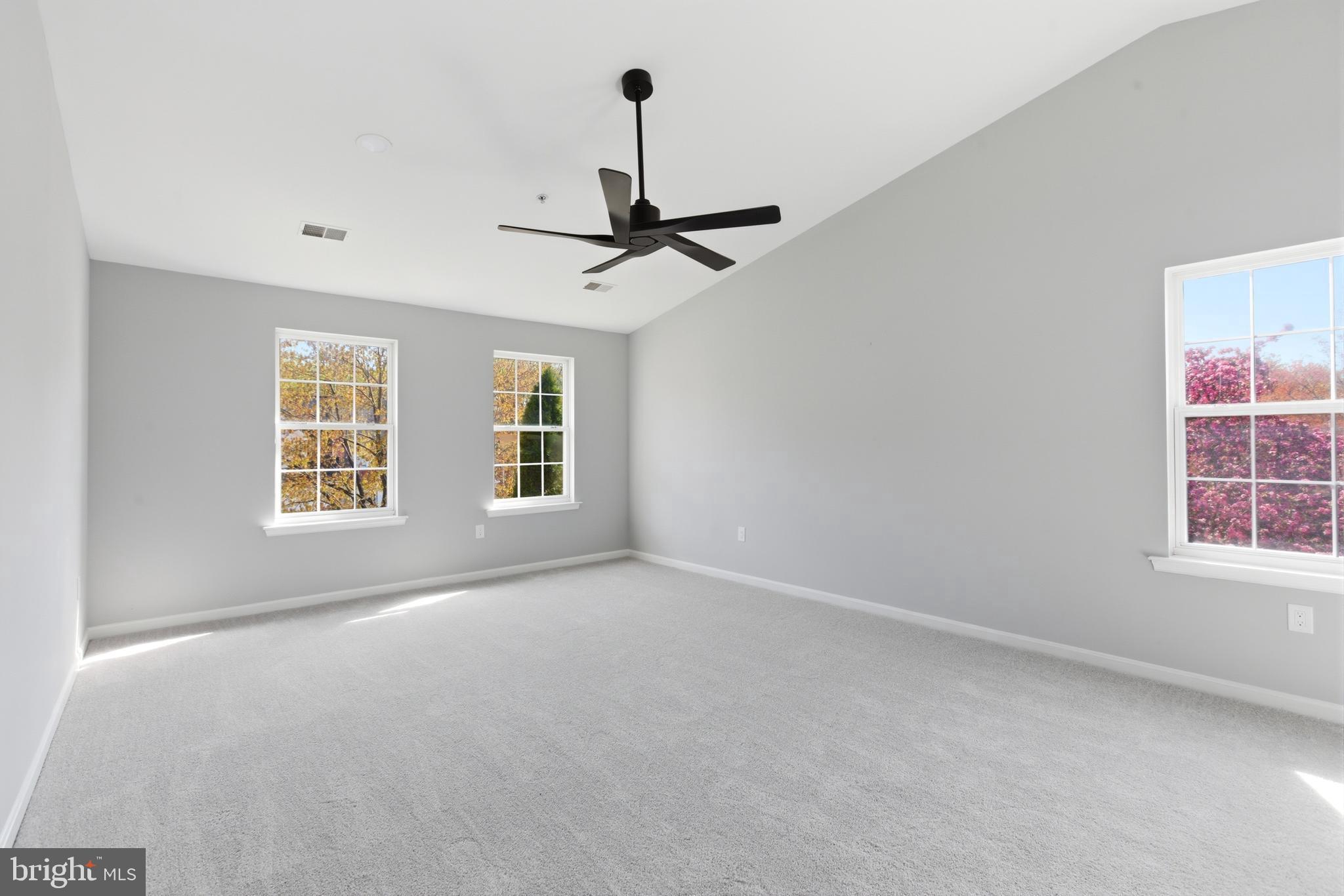 THORNWOOD KNOLL PLAT 5 - Residential