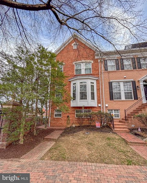 Photo of 100 Cameron Station Boulevard, ALEXANDRIA, VA 22304 (MLS # VAAX2055384)