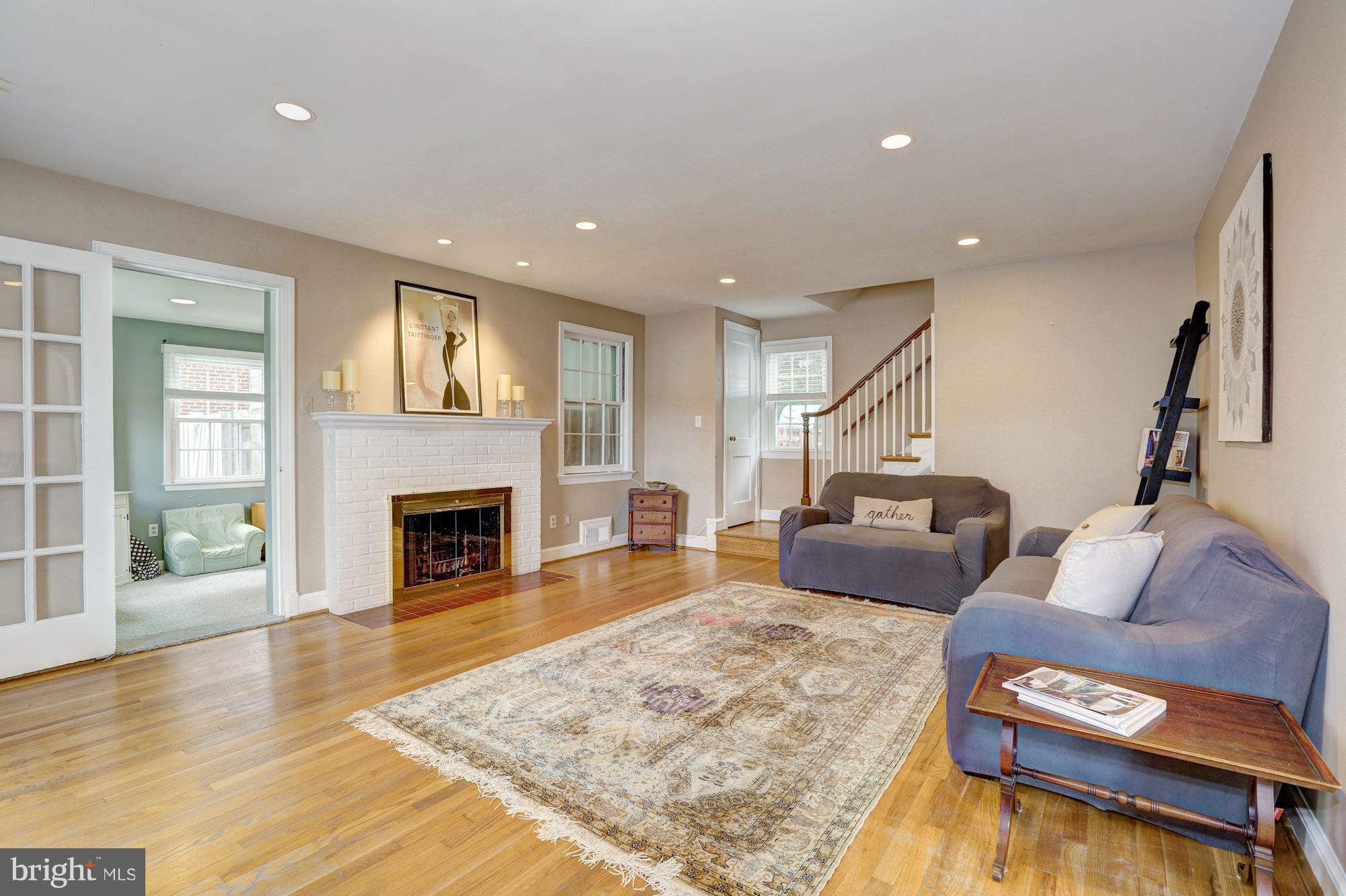 SOMERSET - Residential