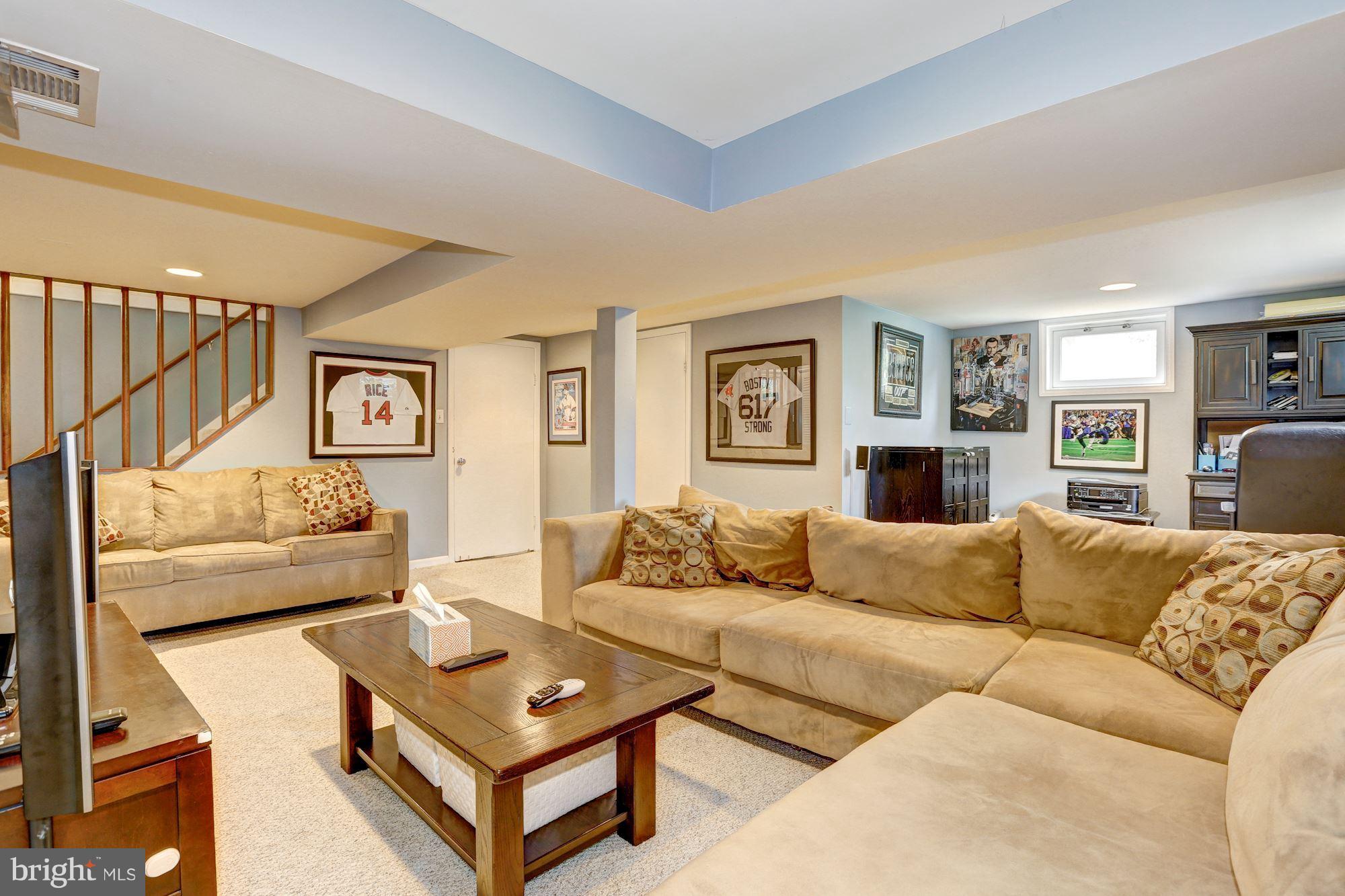 SOMERSET - Residential