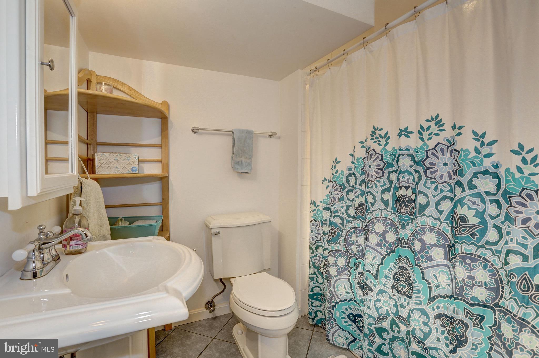 SOMERSET - Residential