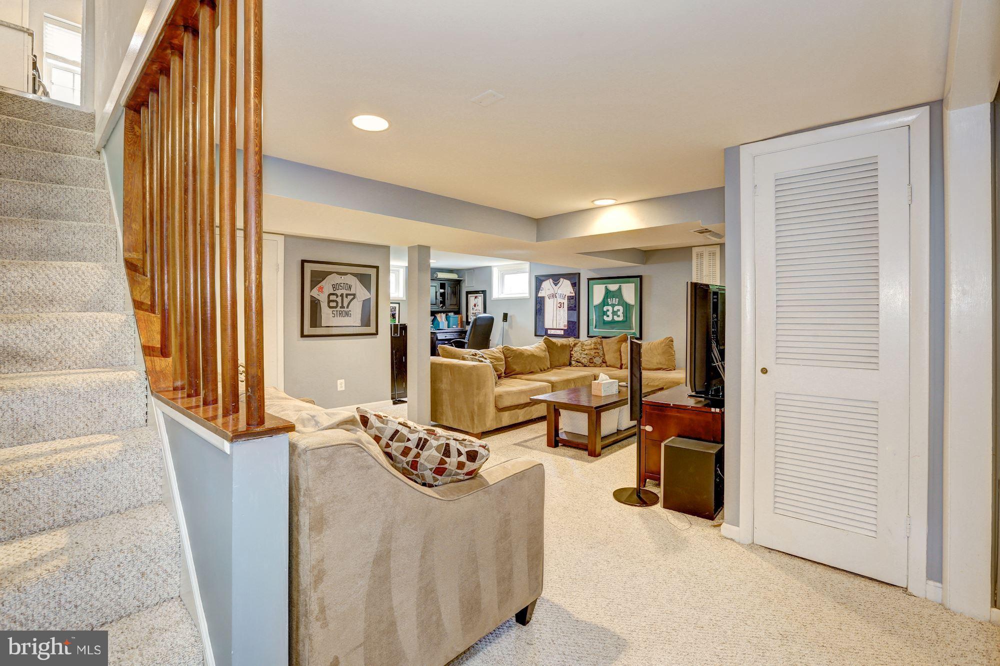 SOMERSET - Residential